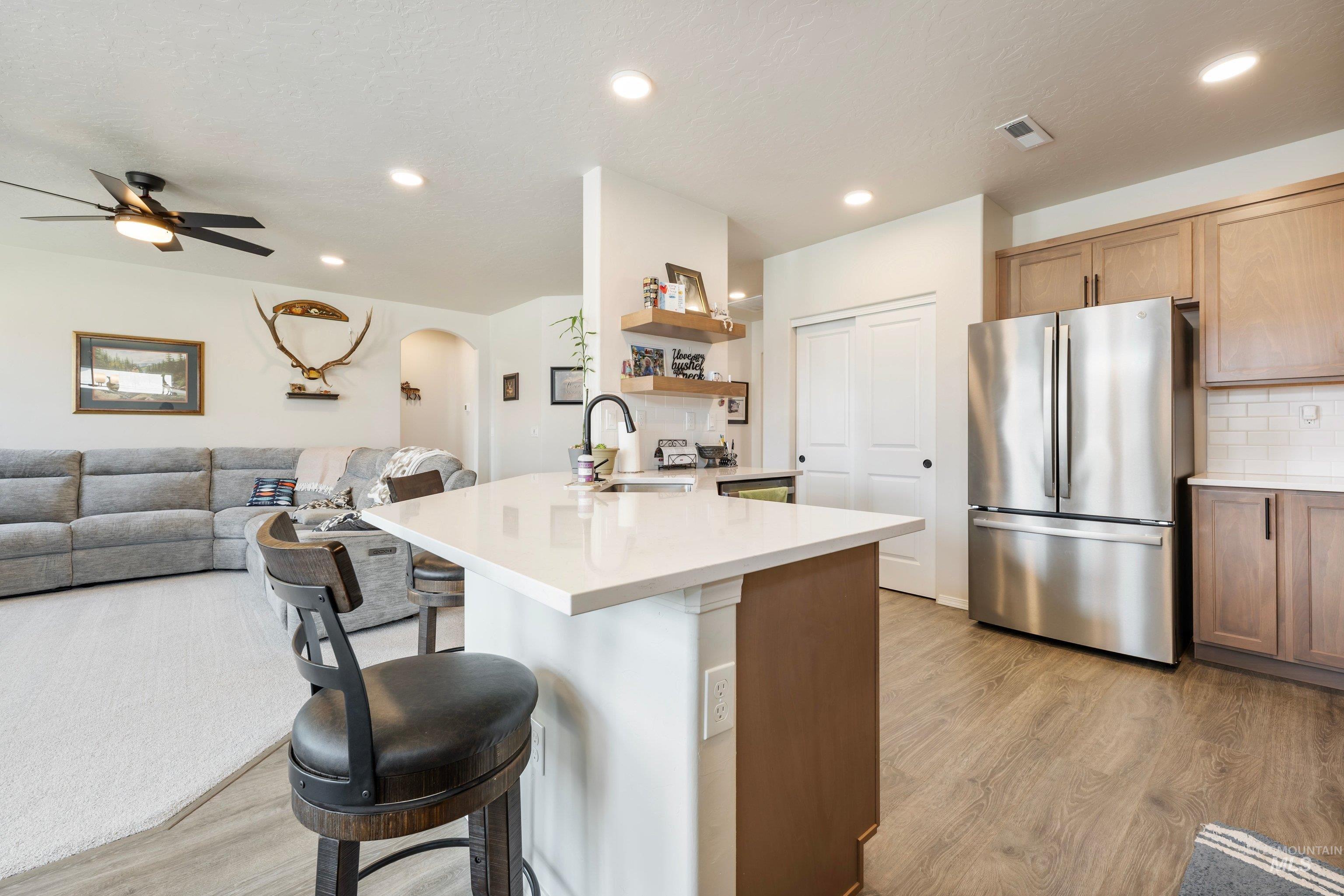11106 Shadow Glen Dr, Caldwell, Idaho 83605, 3 Bedrooms, 2 Bathrooms, Residential For Sale, Price $424,900,MLS 98995219