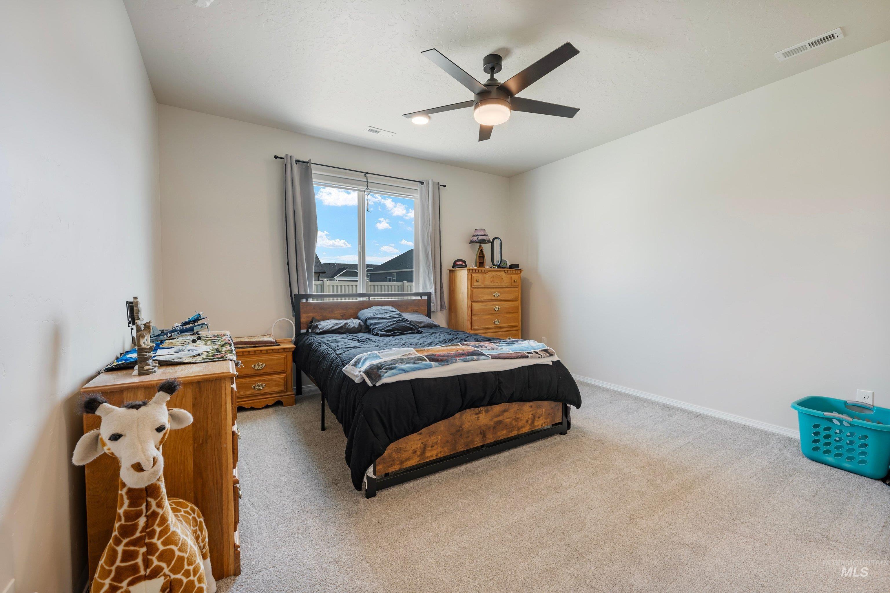 11106 Shadow Glen Dr, Caldwell, Idaho 83605, 3 Bedrooms, 2 Bathrooms, Residential For Sale, Price $424,900,MLS 98995219