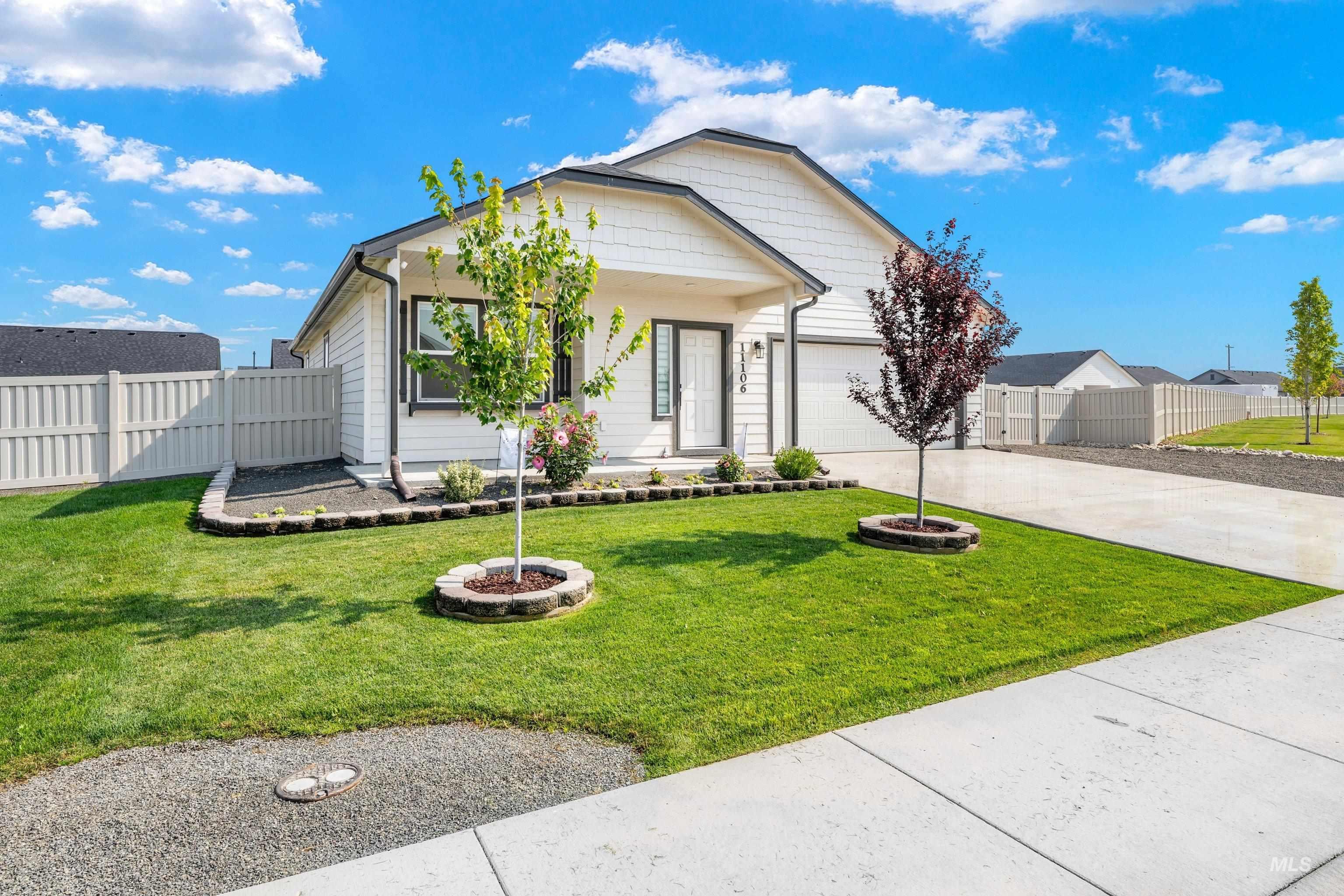 11106 Shadow Glen Dr, Caldwell, Idaho 83605, 3 Bedrooms, 2 Bathrooms, Residential For Sale, Price $424,900,MLS 98995219