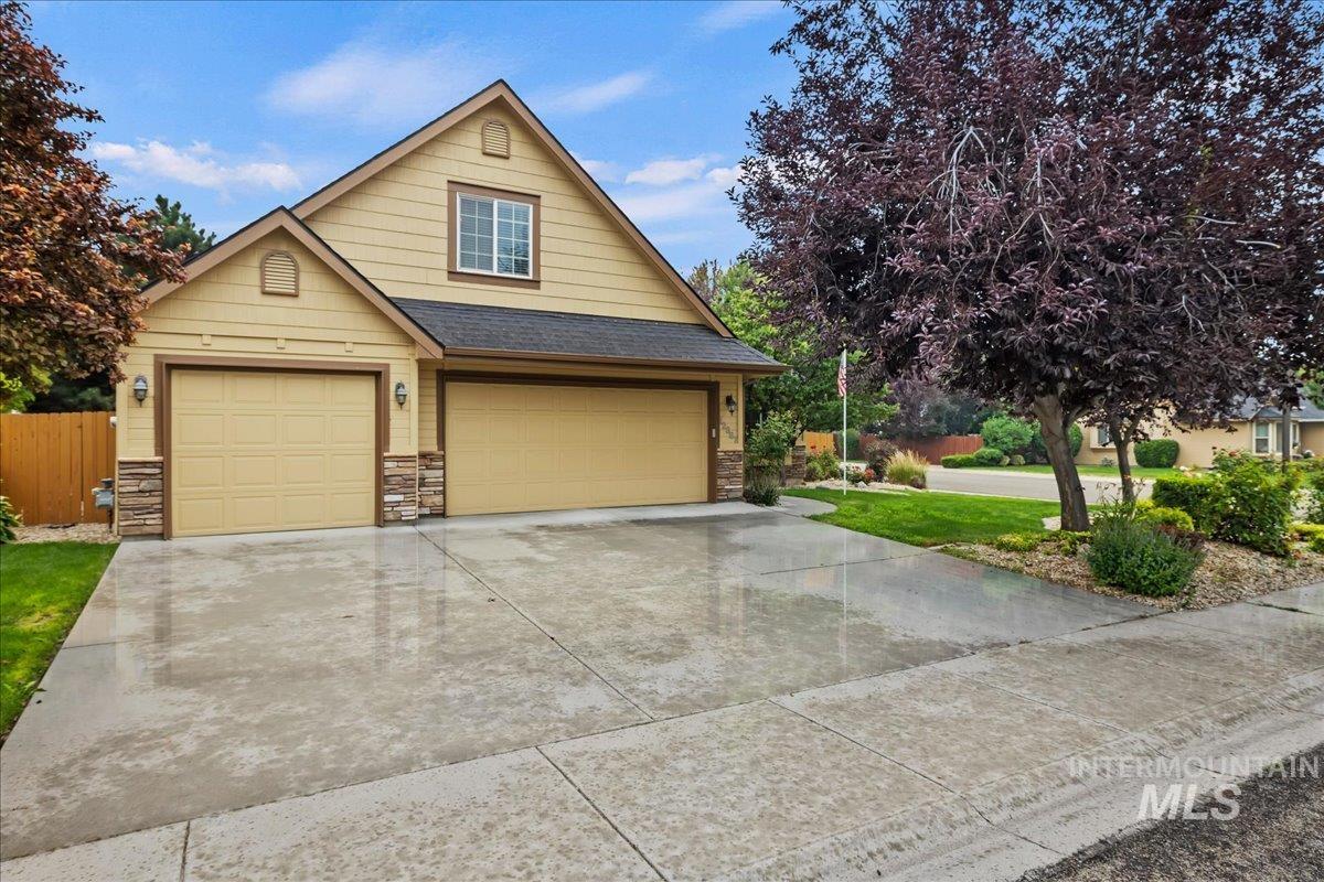 12387 W Winton St., Boise, Idaho 83709, 3 Bedrooms, 2 Bathrooms, Residential For Sale, Price $482,500,MLS 98995224