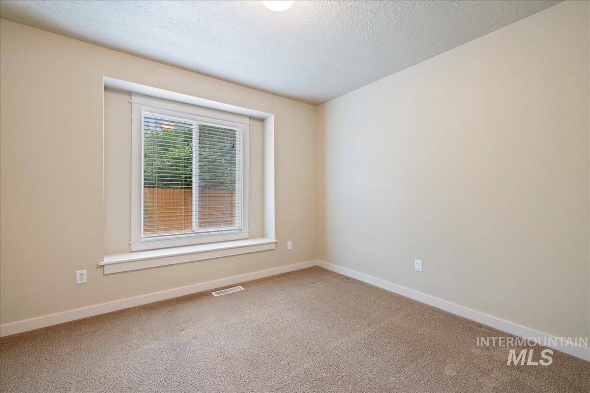 12387 W Winton St., Boise, Idaho 83709, 3 Bedrooms, 2 Bathrooms, Residential For Sale, Price $482,500,MLS 98995224