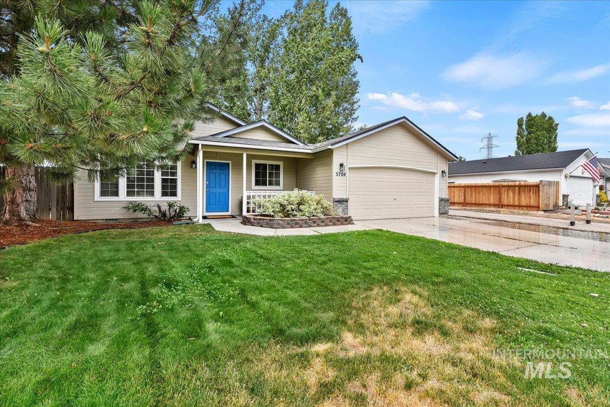 5704 S Moonflower Pl, Boise, Idaho 83716, 4 Bedrooms, 2 Bathrooms, Residential For Sale, Price $494,900,MLS 98995227