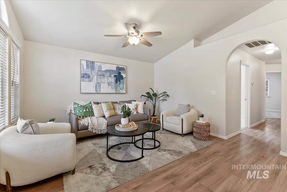 5704 S Moonflower Pl, Boise, Idaho 83716, 4 Bedrooms, 2 Bathrooms, Residential For Sale, Price $494,900,MLS 98995227