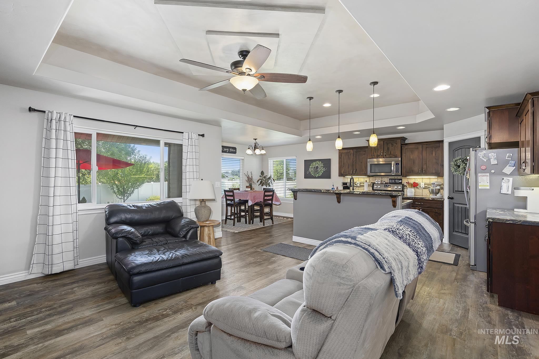 827 Lynx Dr, Jerome, Idaho 83338, 3 Bedrooms, 2 Bathrooms, Residential For Sale, Price $369,900, 98995230