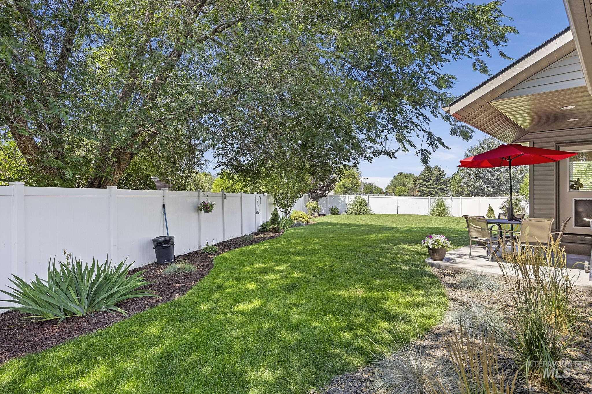 827 Lynx Dr, Jerome, Idaho 83338, 3 Bedrooms, 2 Bathrooms, Residential For Sale, Price $369,900, 98995230