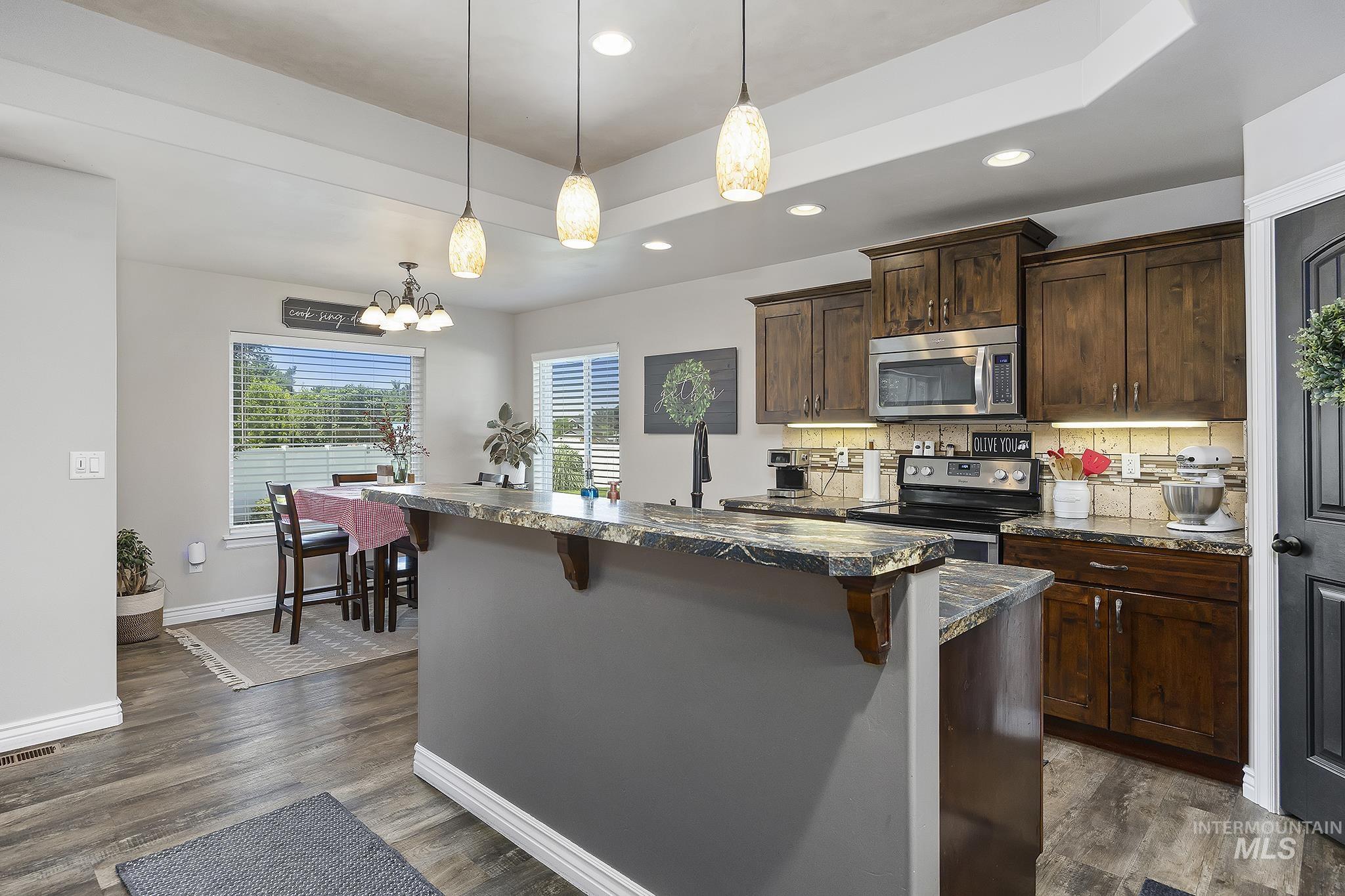 827 Lynx Dr, Jerome, Idaho 83338, 3 Bedrooms, 2 Bathrooms, Residential For Sale, Price $369,900, 98995230