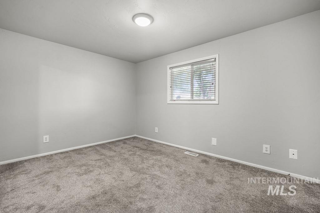 4105 N Liesel Place, Boise, Idaho 83704, 3 Bedrooms, 2 Bathrooms, Residential For Sale, Price $499,990, 98995234