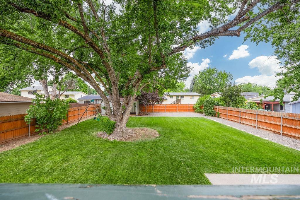 4105 N Liesel Place, Boise, Idaho 83704, 3 Bedrooms, 2 Bathrooms, Residential For Sale, Price $499,990, 98995234