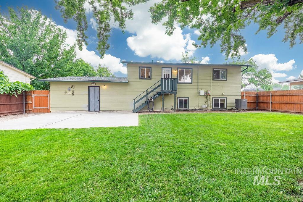 4105 N Liesel Place, Boise, Idaho 83704, 3 Bedrooms, 2 Bathrooms, Residential For Sale, Price $499,990, 98995234