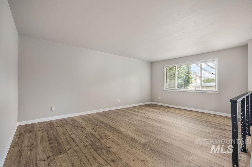 4105 N Liesel Place, Boise, Idaho 83704, 3 Bedrooms, 2 Bathrooms, Residential For Sale, Price $499,990, 98995234
