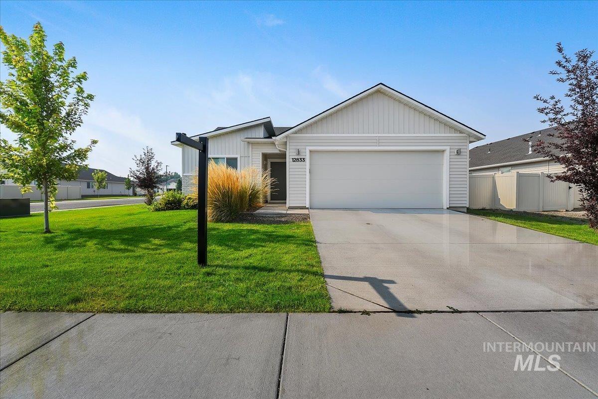 12833 Ashfield, Caldwell, Idaho 83607, 3 Bedrooms, 2 Bathrooms, Residential For Sale, Price $364,900,MLS 98995236