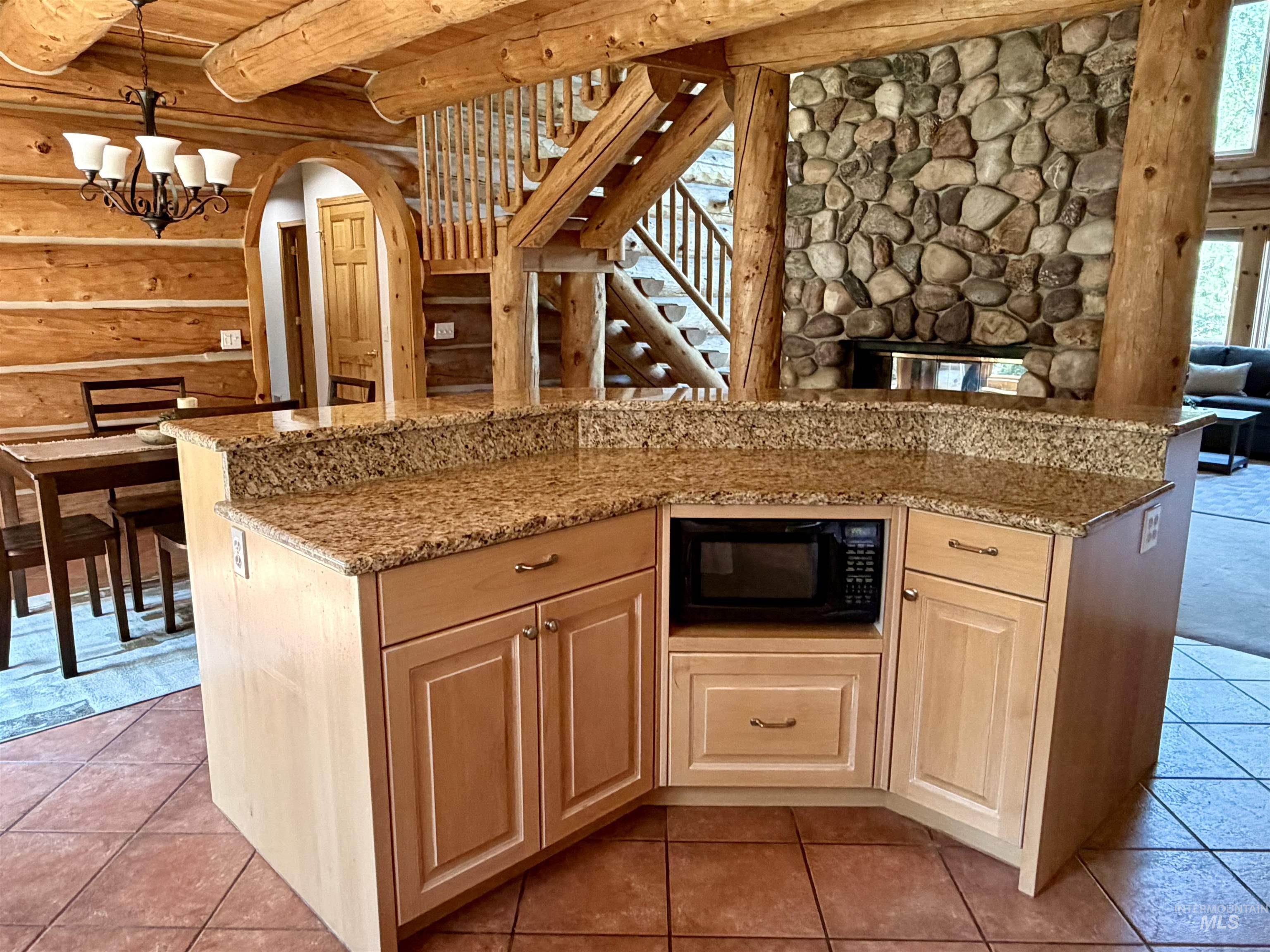 4139 Creekview Drive, Twin Falls, Idaho 83301, 3 Bedrooms, 3 Bathrooms, Residential For Sale, Price $849,900, 98995238