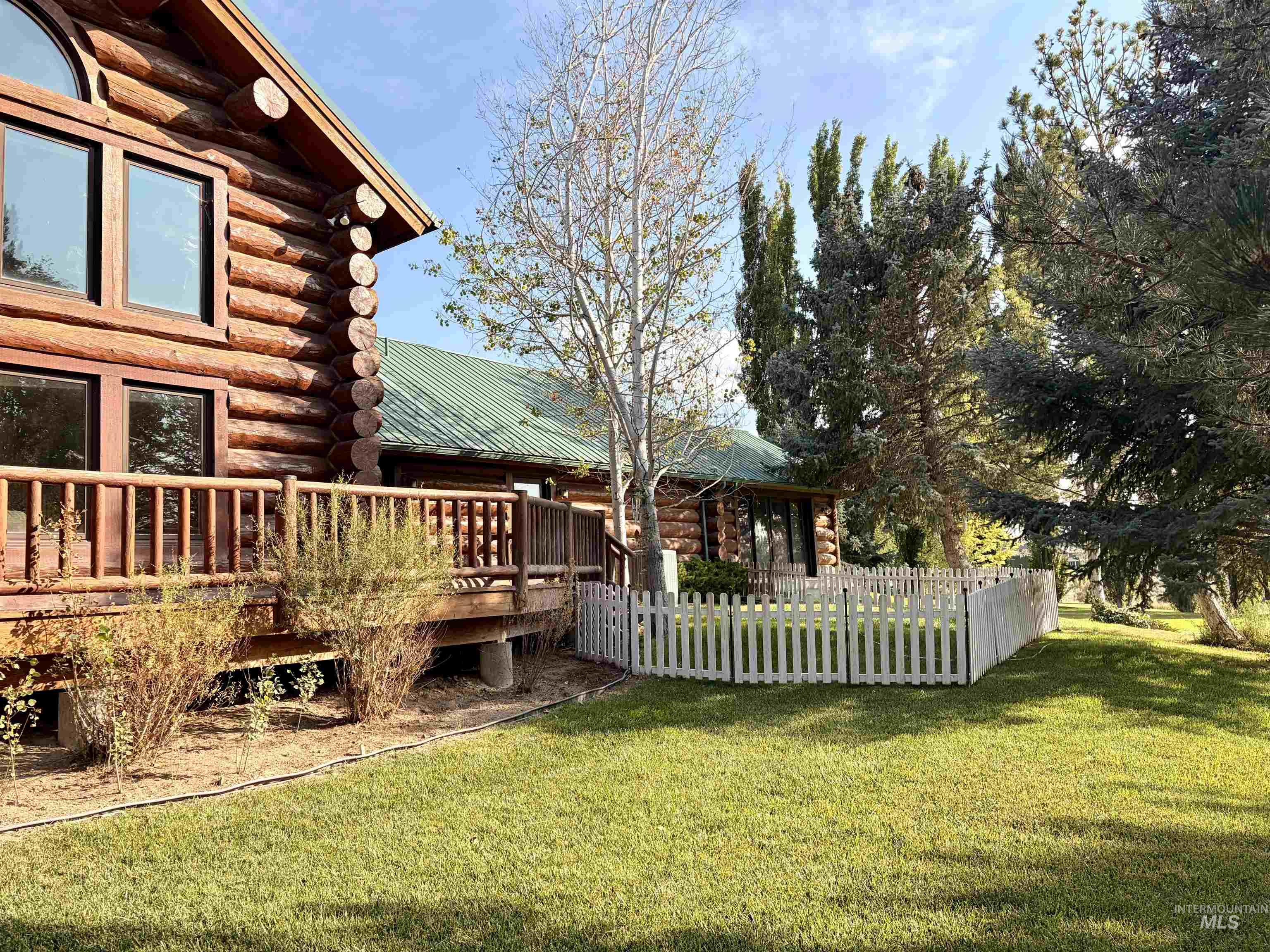 4139 Creekview Drive, Twin Falls, Idaho 83301, 3 Bedrooms, 3 Bathrooms, Residential For Sale, Price $849,900, 98995238