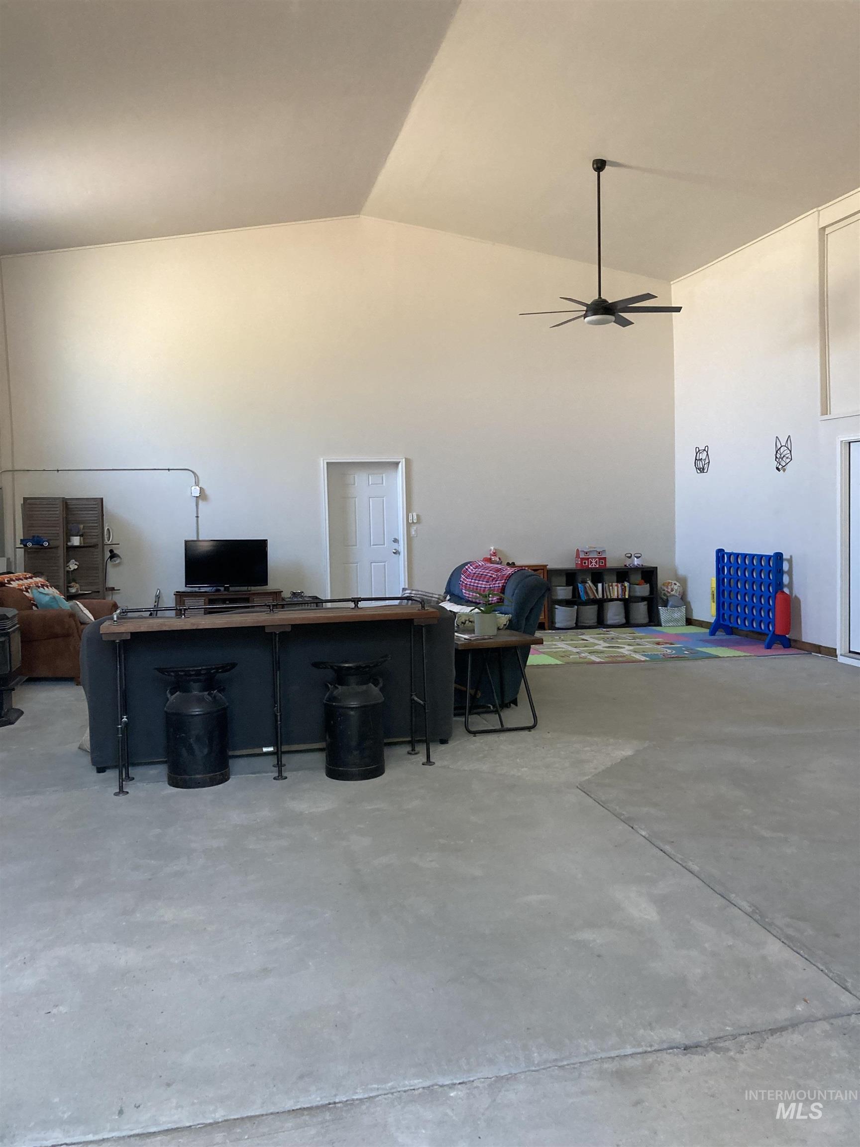 331 Sage Avenue W., Fairfield, Idaho 83327, 2 Bedrooms, 1 Bathroom, Residential For Sale, Price $425,000, 98995240