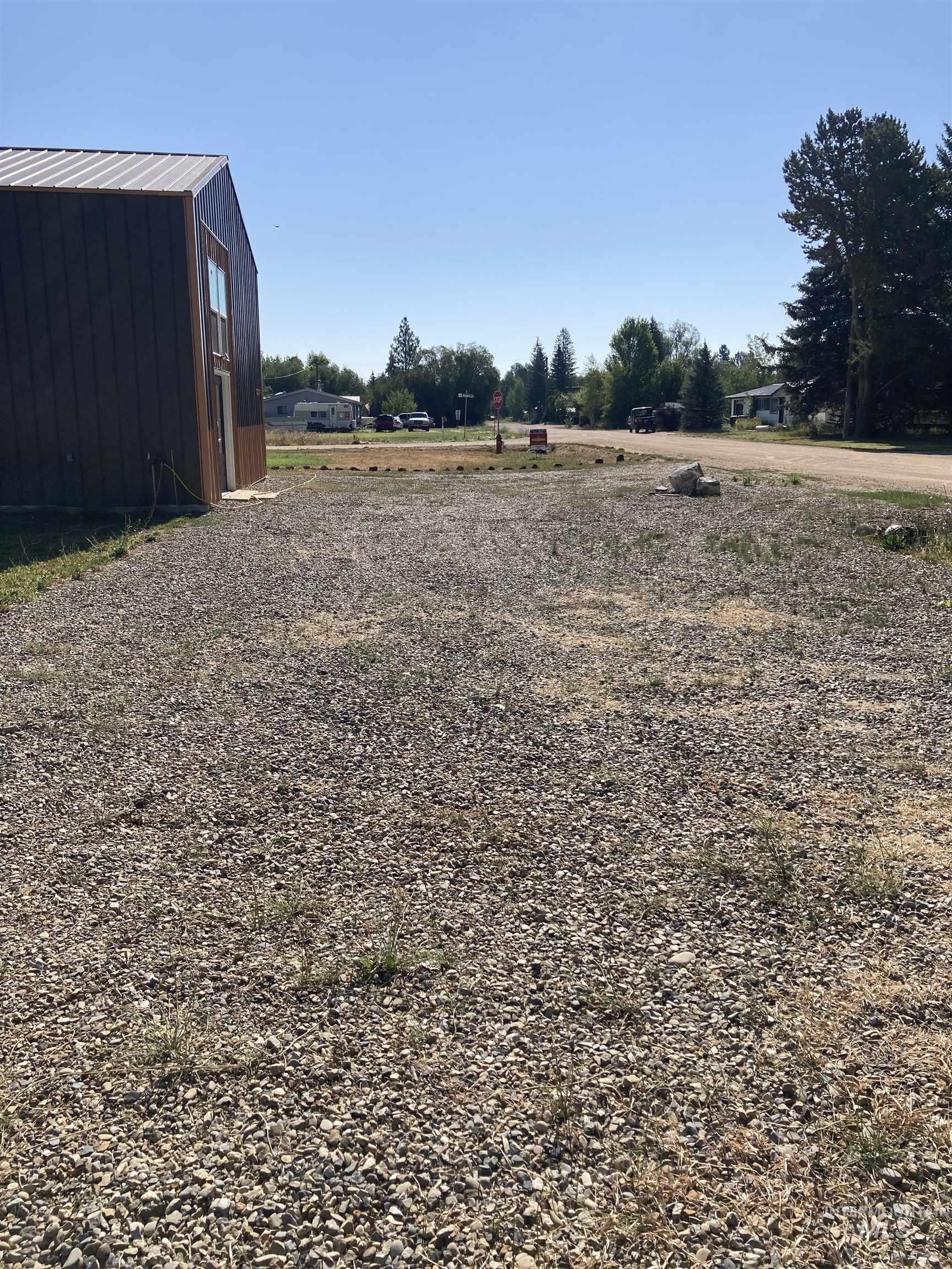 331 Sage Avenue W., Fairfield, Idaho 83327, 2 Bedrooms, 1 Bathroom, Residential For Sale, Price $425,000, 98995240