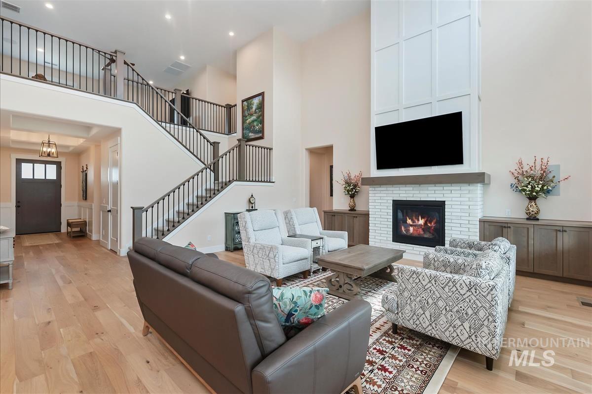 9351 W Sooty Grouse Ct, Boise, Idaho 83714, 4 Bedrooms, 3.5 Bathrooms, Residential For Sale, Price $1,239,000, 98995241