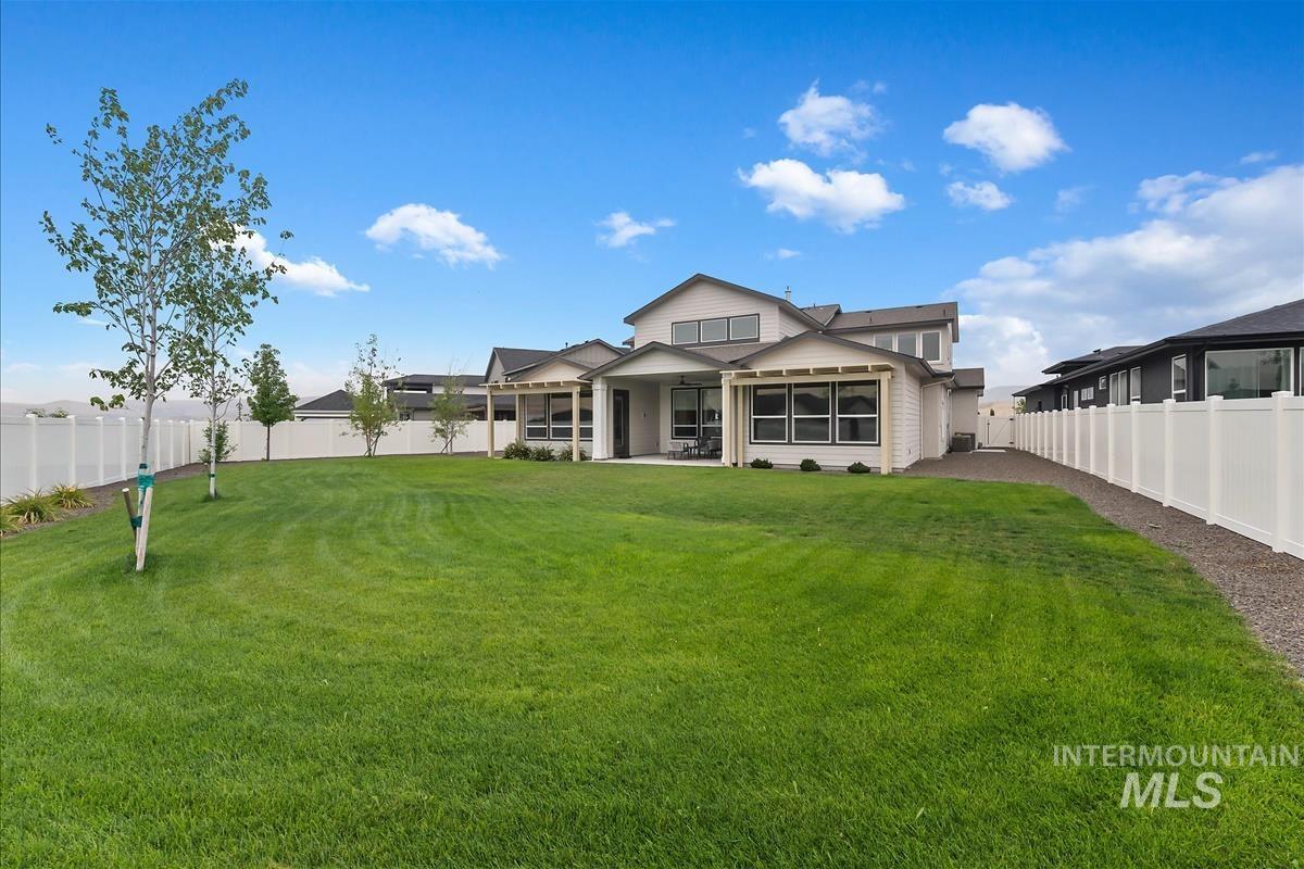 9351 W Sooty Grouse Ct, Boise, Idaho 83714, 4 Bedrooms, 3.5 Bathrooms, Residential For Sale, Price $1,239,000, 98995241