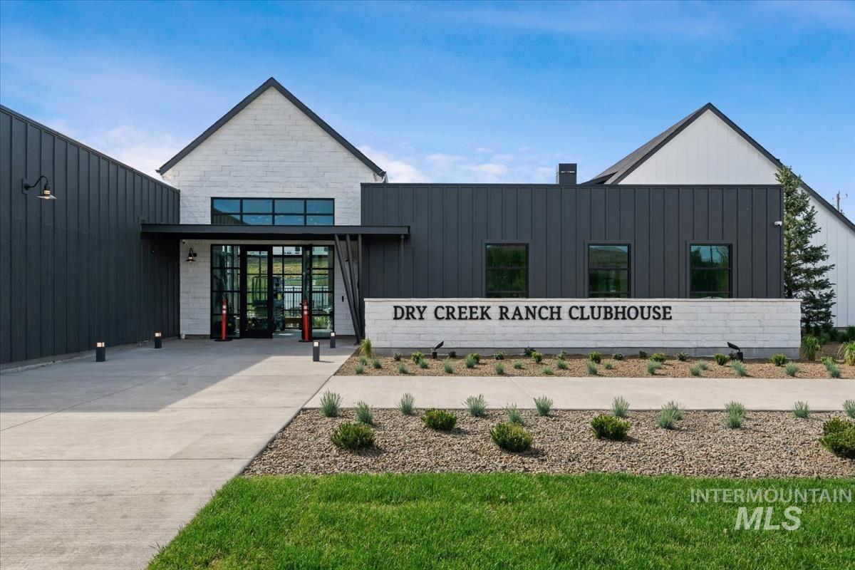 9351 W Sooty Grouse Ct, Boise, Idaho 83714, 4 Bedrooms, 3.5 Bathrooms, Residential For Sale, Price $1,239,000, 98995241