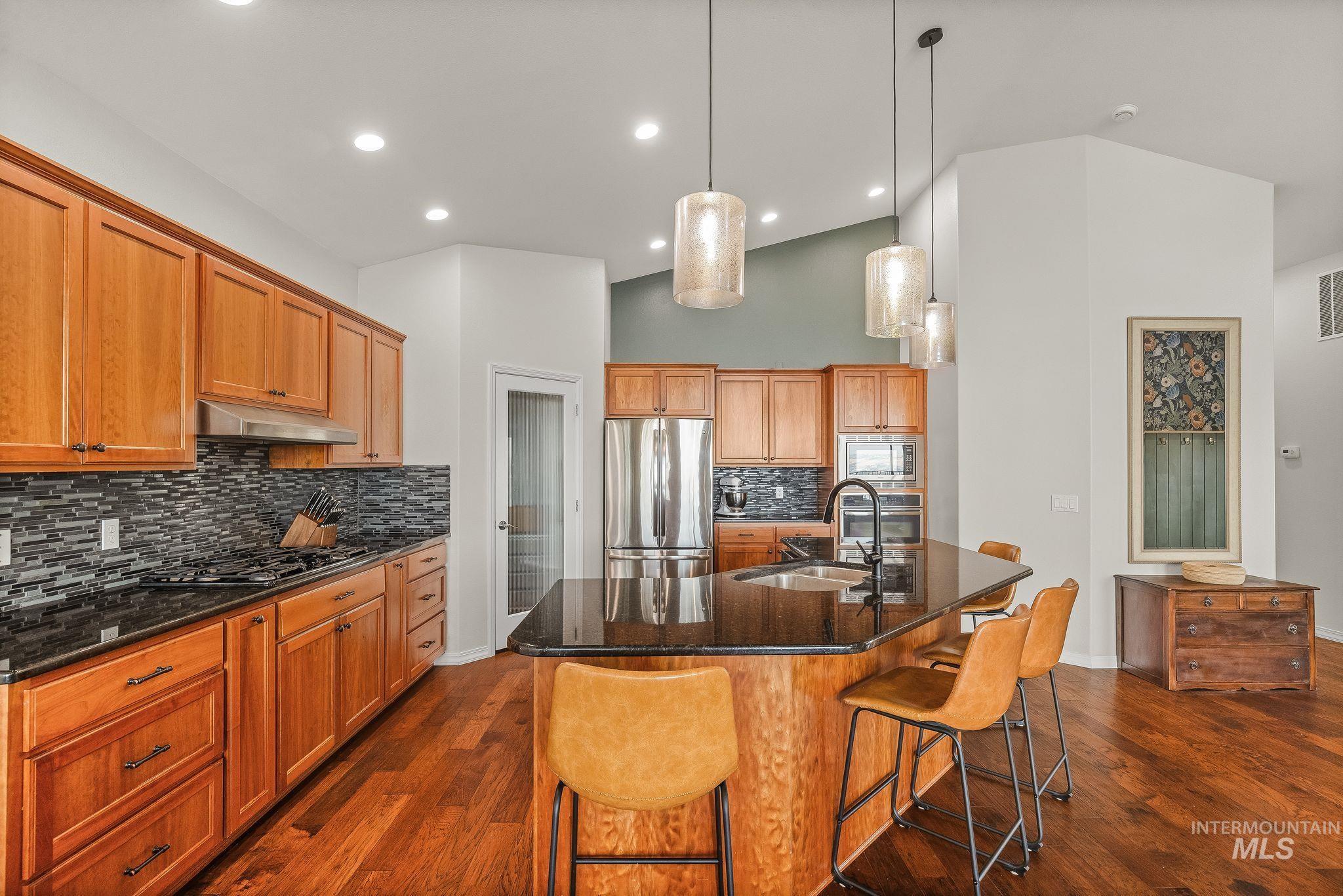 602 Quarry Rd., Asotin, Washington 99402, 3 Bedrooms, 2.5 Bathrooms, Residential For Sale, Price $665,000, 98995242