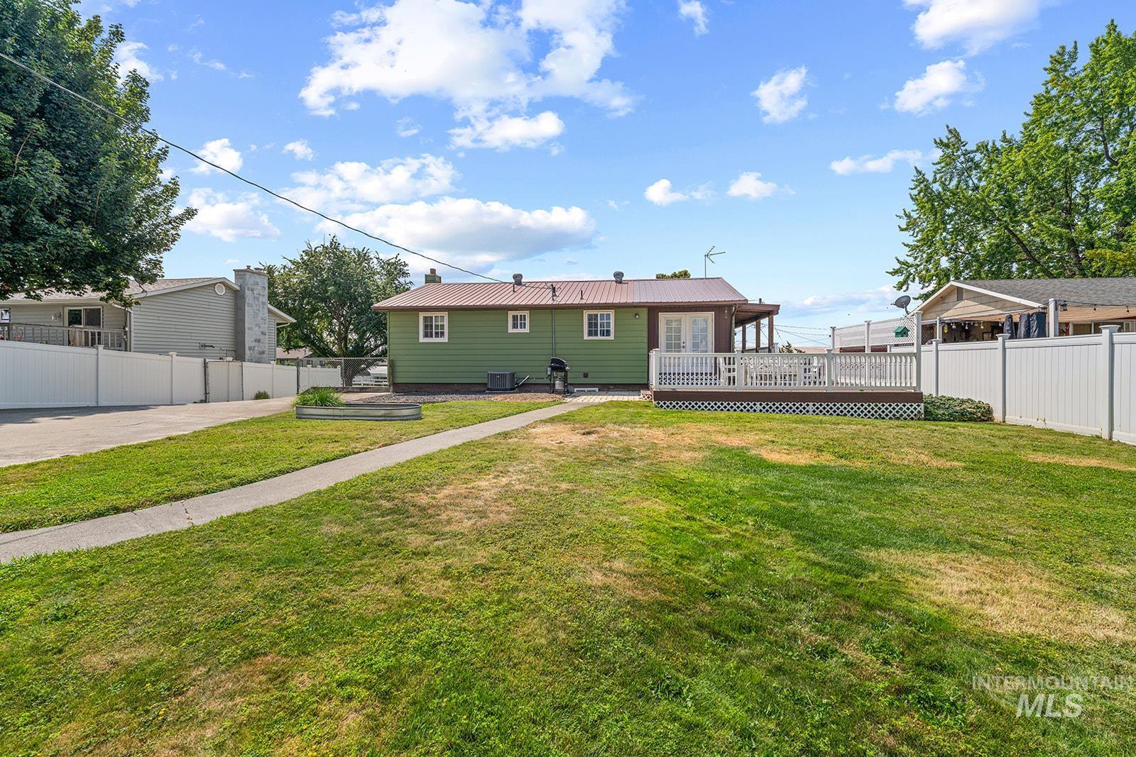 2007 Ripon Ave, Lewiston, Idaho 83501, 3 Bedrooms, 1 Bathroom, Residential For Sale, Price $455,000, 98995244