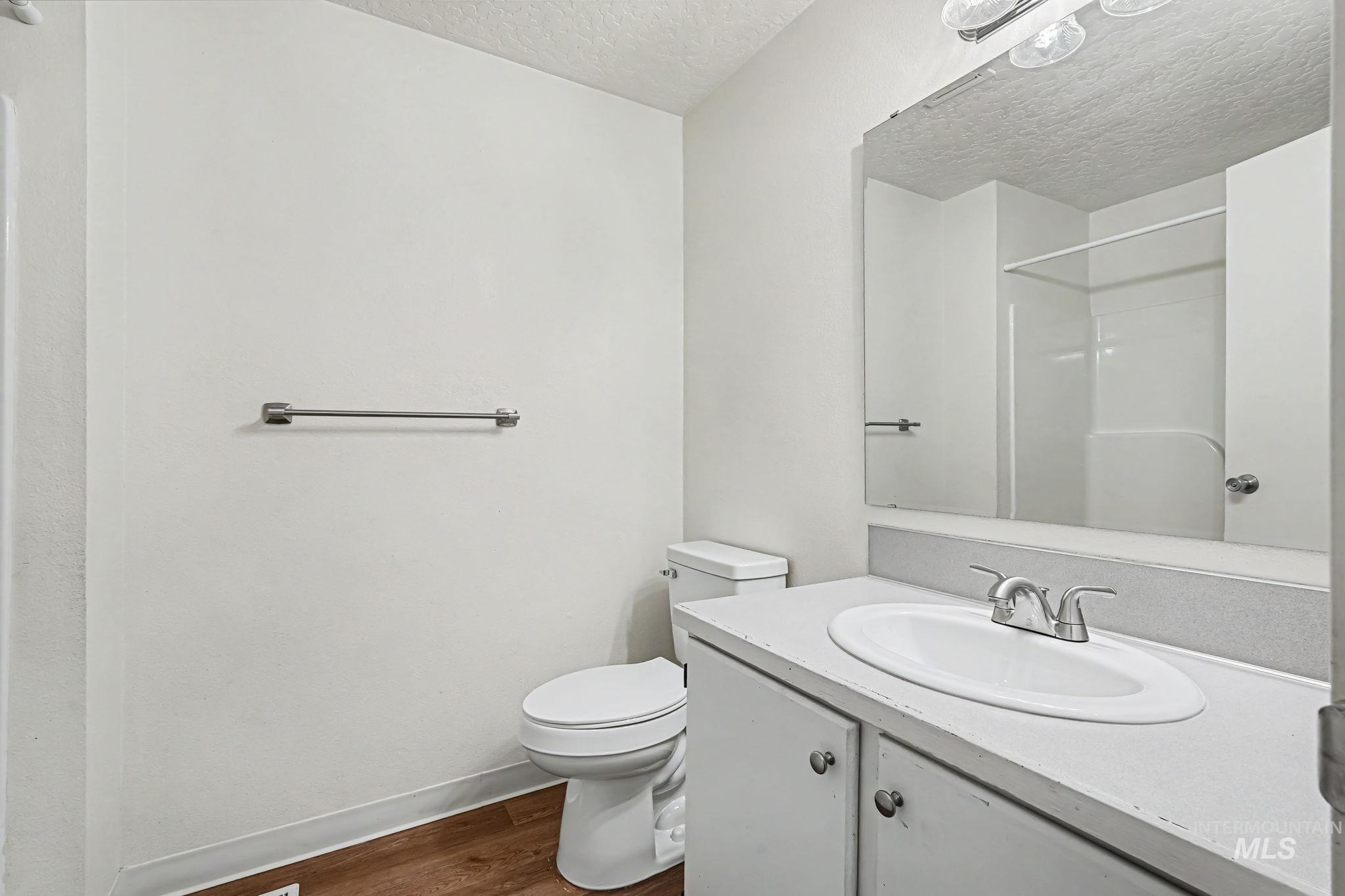 936 Shoshone Ave, Nampa, Idaho 83651, 3 Bedrooms, 2 Bathrooms, Residential For Sale, Price $300,000, 98995245