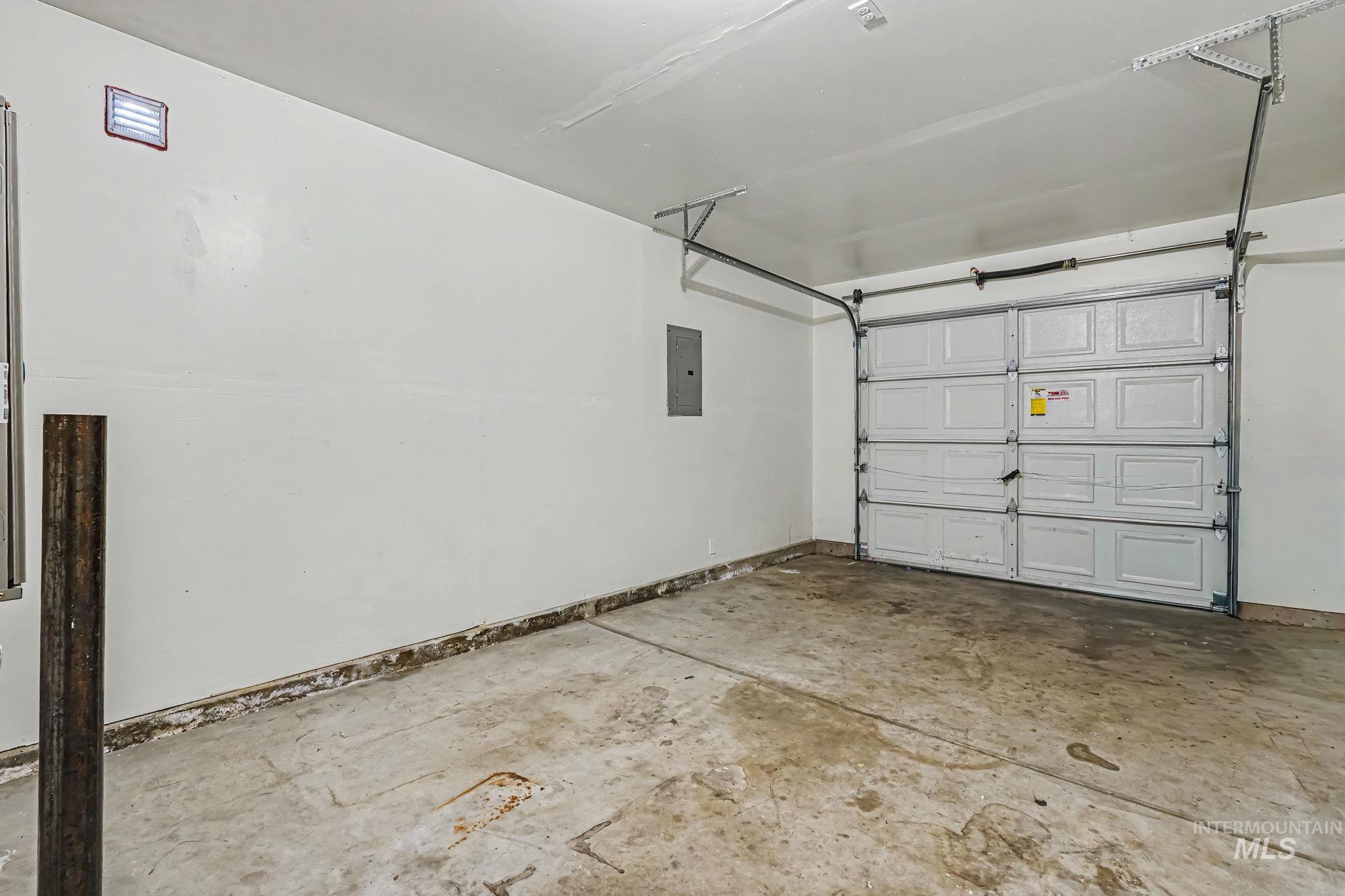 936 Shoshone Ave, Nampa, Idaho 83651, 3 Bedrooms, 2 Bathrooms, Residential For Sale, Price $300,000, 98995245