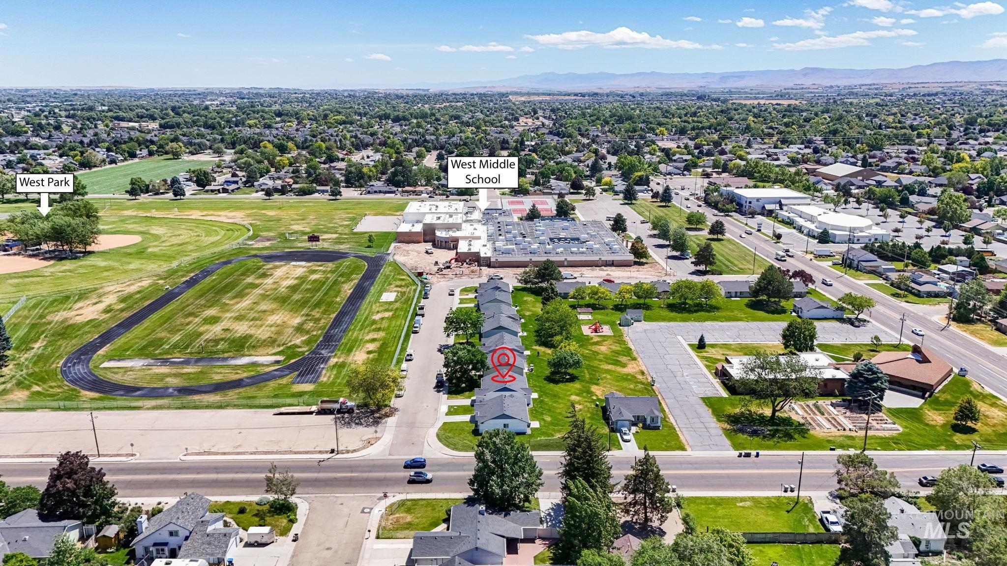 936 Shoshone Ave, Nampa, Idaho 83651, 3 Bedrooms, 2 Bathrooms, Residential For Sale, Price $300,000, 98995245