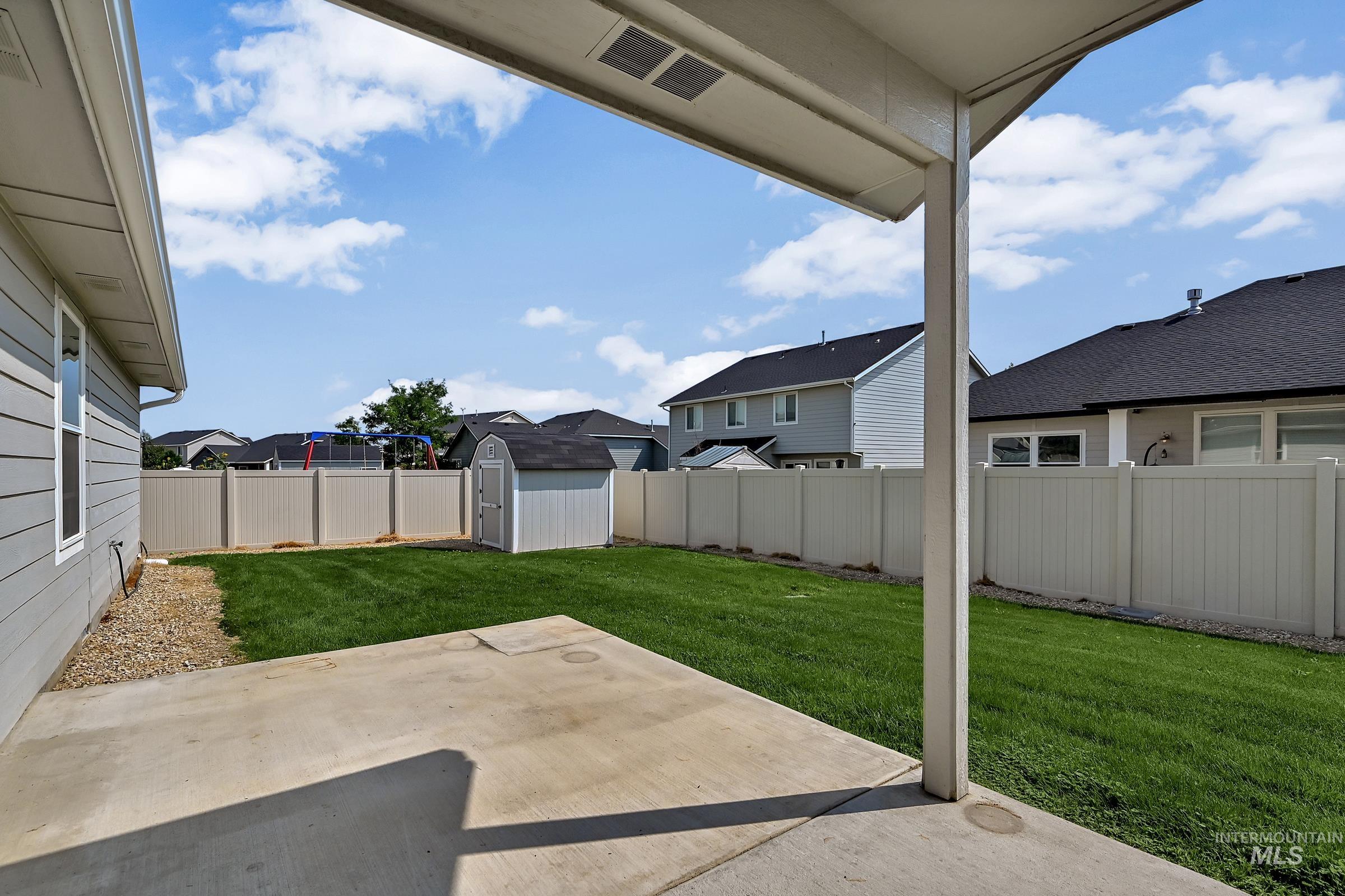 2526 N Honeysuckle Way, Kuna, Idaho 83634, 3 Bedrooms, 2 Bathrooms, Residential For Sale, Price $428,000, 98995247