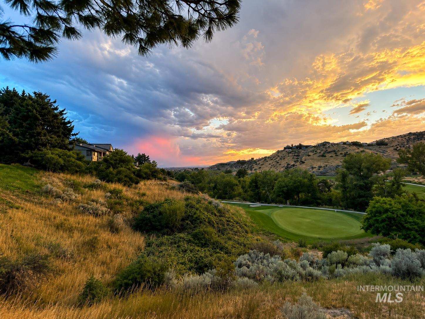 812 E Hearthstone Dr, Boise, Idaho 83702, 5 Bedrooms, 3.5 Bathrooms, Residential For Sale, Price $2,598,000,MLS 98995250