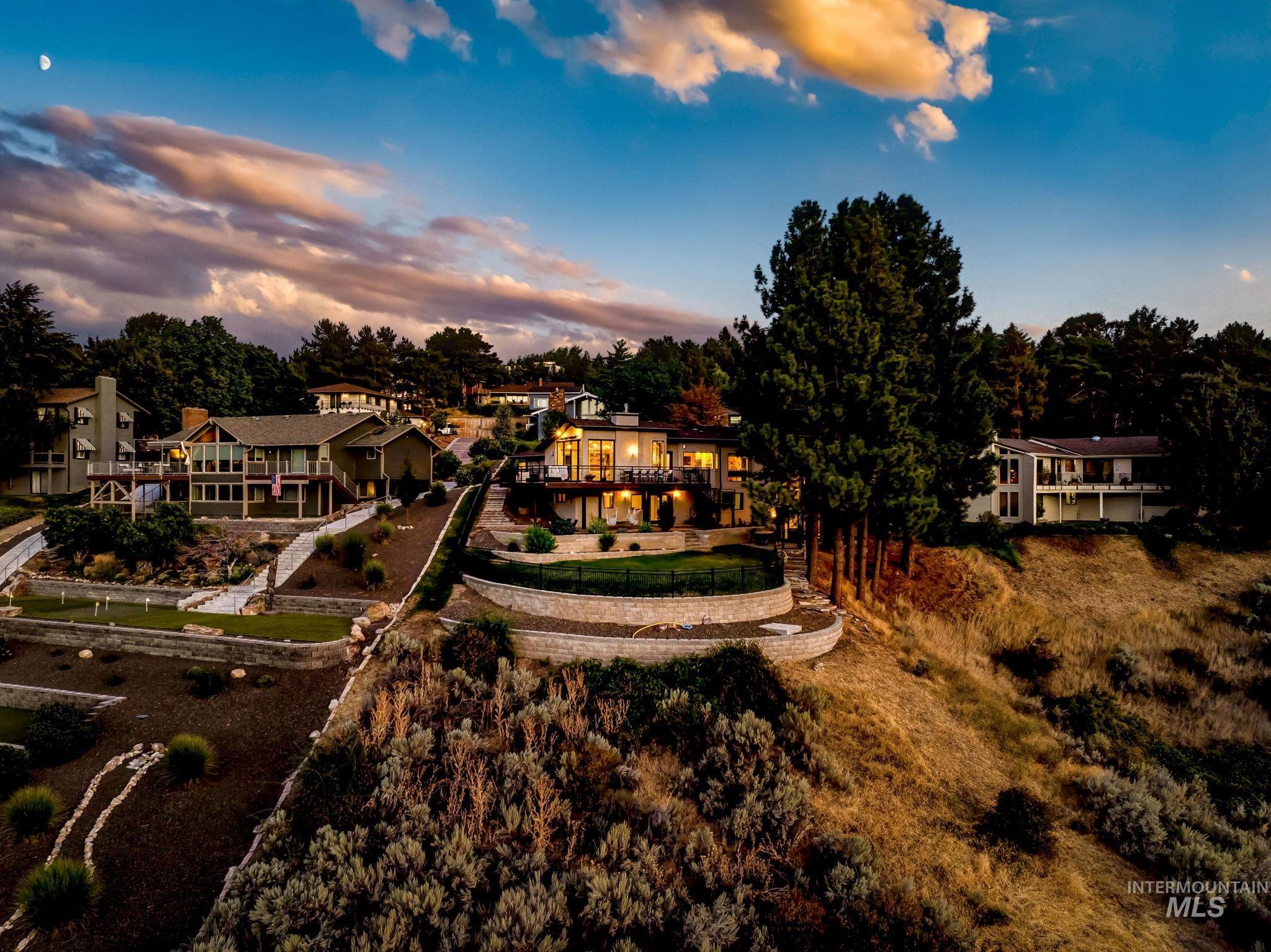 812 E Hearthstone Dr, Boise, Idaho 83702, 5 Bedrooms, 3.5 Bathrooms, Residential For Sale, Price $2,598,000,MLS 98995250