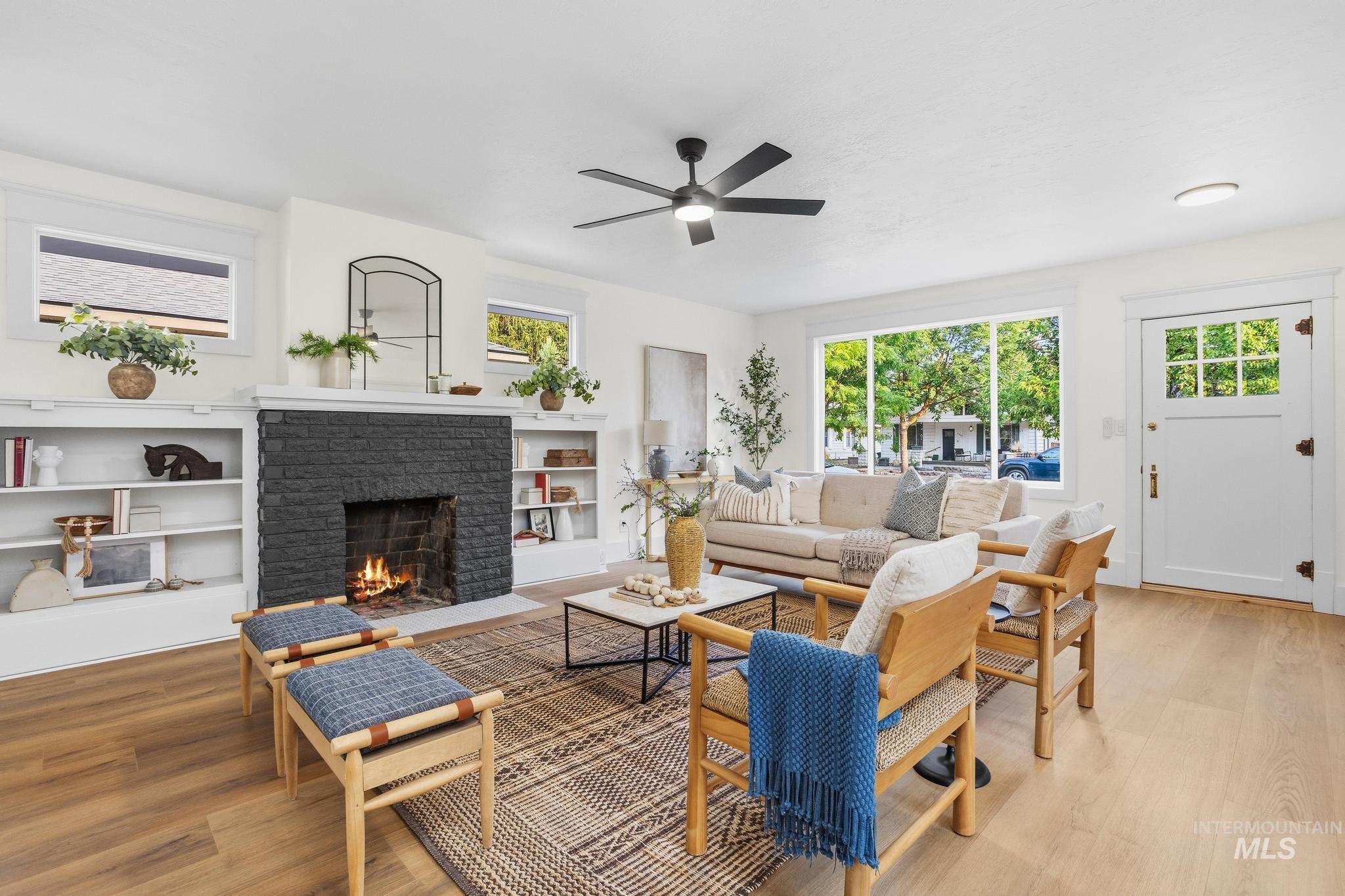 2612 W Woodlawn ave, Boise, Idaho 83702, 3 Bedrooms, 1.5 Bathrooms, Residential For Sale, Price $649,900, 98995254