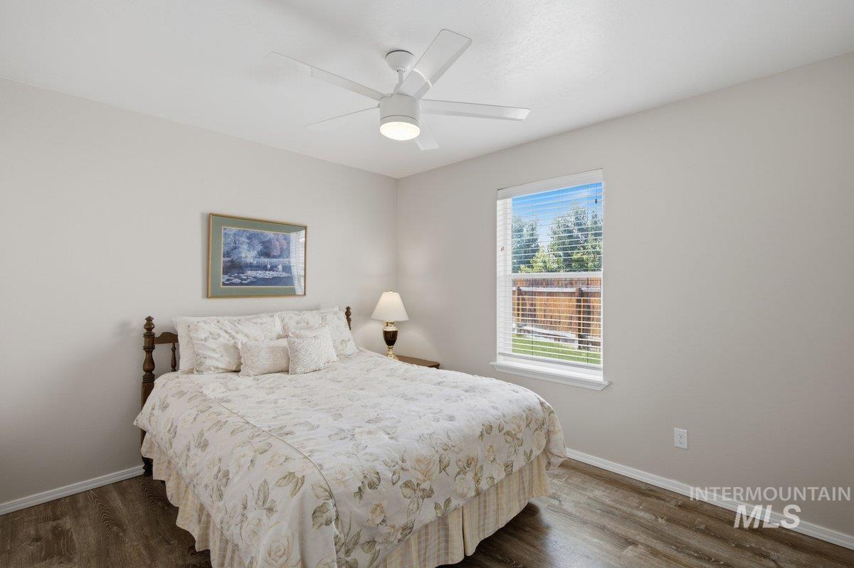 42 S Lemhi Drive, Nampa, Idaho 83651, 4 Bedrooms, 2 Bathrooms, Residential For Sale, Price $427,900,MLS 98995263