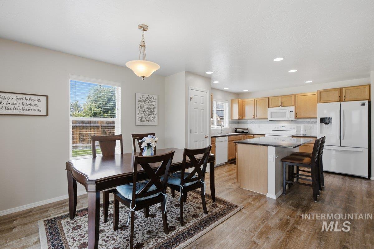 42 S Lemhi Drive, Nampa, Idaho 83651, 4 Bedrooms, 2 Bathrooms, Residential For Sale, Price $427,900, 98995263