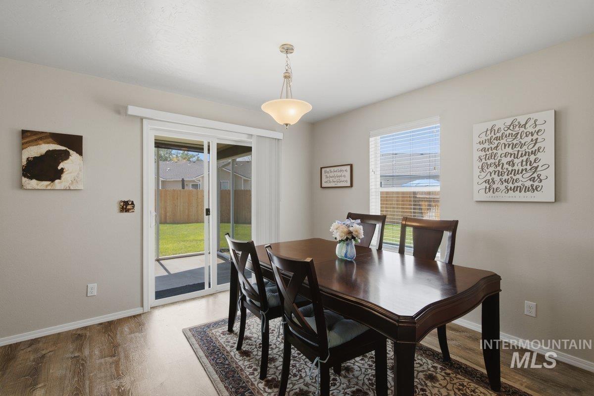 42 S Lemhi Drive, Nampa, Idaho 83651, 4 Bedrooms, 2 Bathrooms, Residential For Sale, Price $427,900,MLS 98995263
