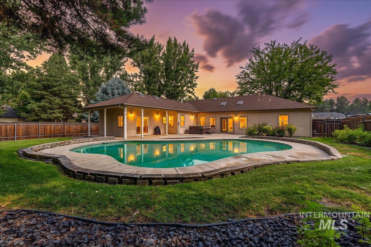 1731 E Myrtle Beach Ct, Eagle, Idaho 83616, 4 Bedrooms, 3.5 Bathrooms, Residential For Sale, Price $600,000, 98995264