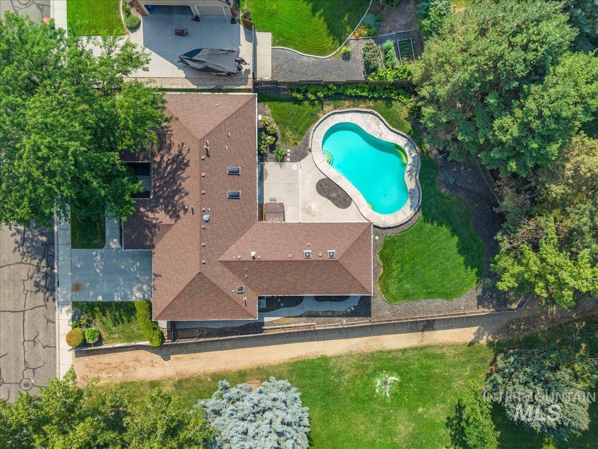 1731 E Myrtle Beach Ct, Eagle, Idaho 83616, 4 Bedrooms, 3.5 Bathrooms, Residential For Sale, Price $600,000, 98995264
