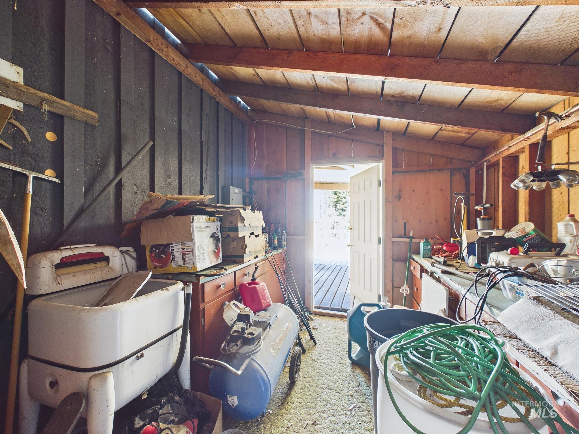 17 Lem Ct, High Valley, Idaho 83611, 2 Bedrooms, 1 Bathroom, Residential For Sale, Price $350,000, 98995265