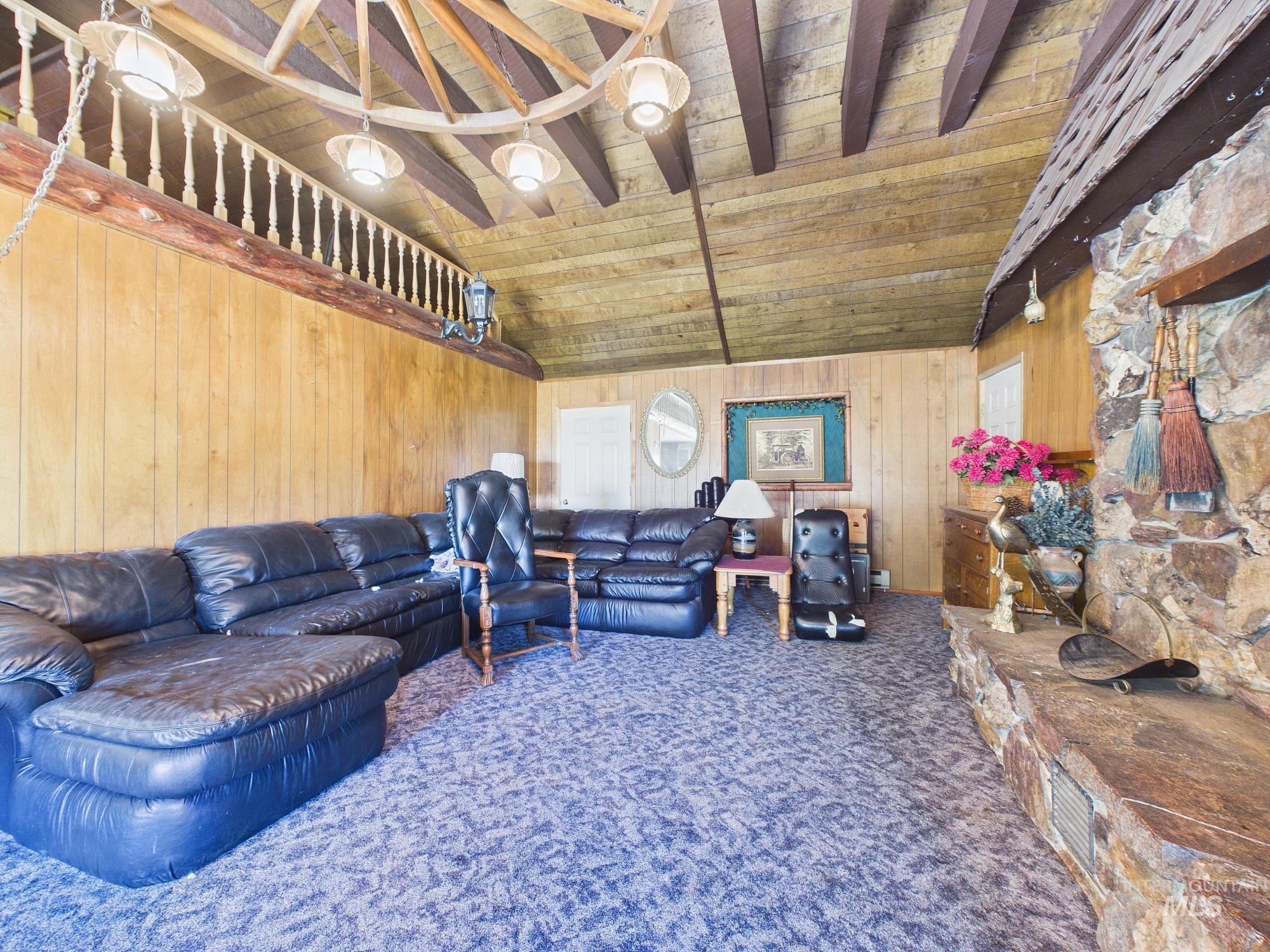 17 Lem Ct, High Valley, Idaho 83611, 2 Bedrooms, 1 Bathroom, Residential For Sale, Price $350,000, 98995265