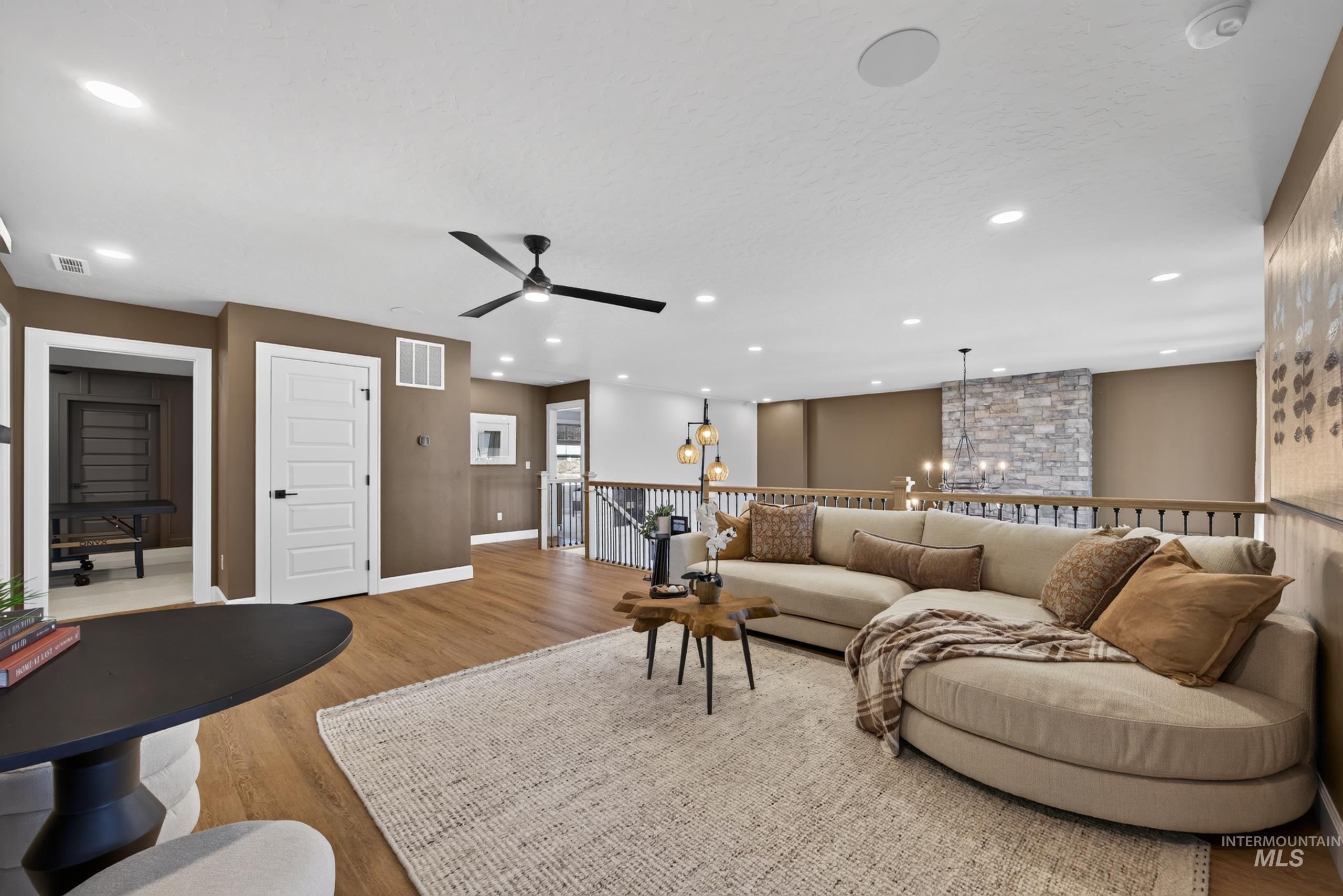 585 E Distributor, Boise, Idaho 83716, 5 Bedrooms, 4 Bathrooms, Residential For Sale, Price $1,299,500, 98995266