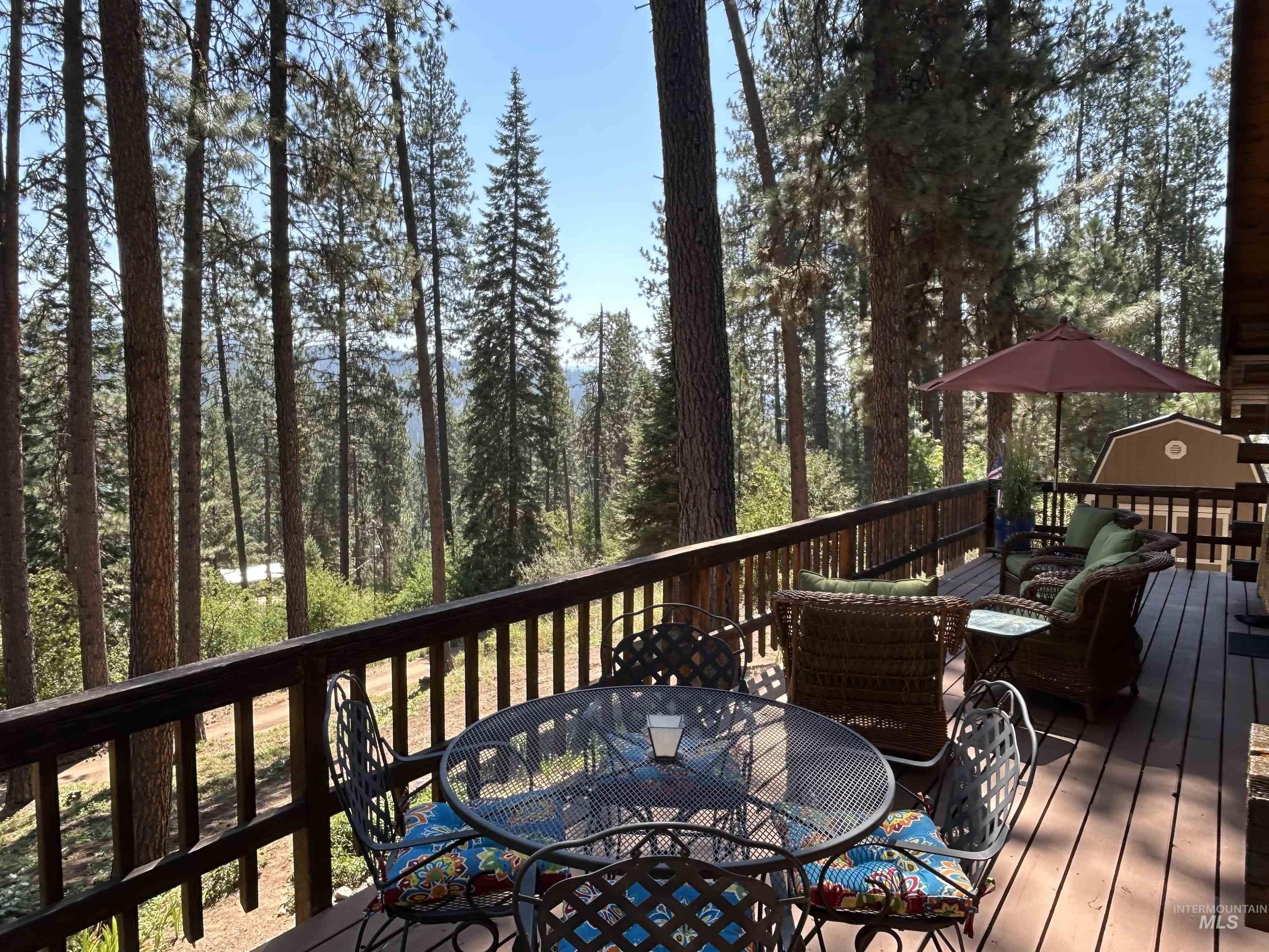 5 Moonglow Circle, Garden Valley, Idaho 83622, 3 Bedrooms, 2 Bathrooms, Residential For Sale, Price $525,000, 98995267