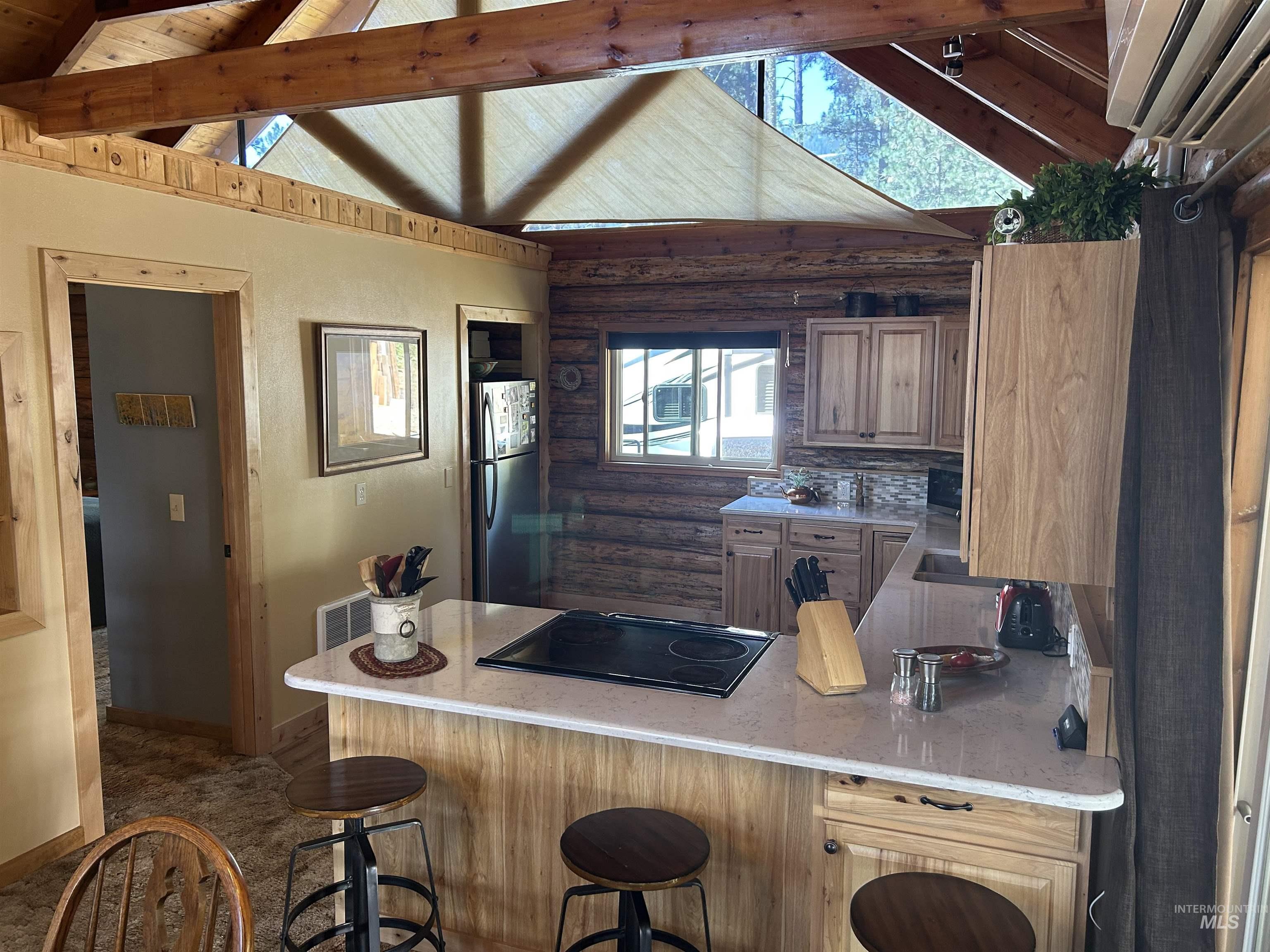 5 Moonglow Circle, Garden Valley, Idaho 83622, 3 Bedrooms, 2 Bathrooms, Residential For Sale, Price $525,000, 98995267
