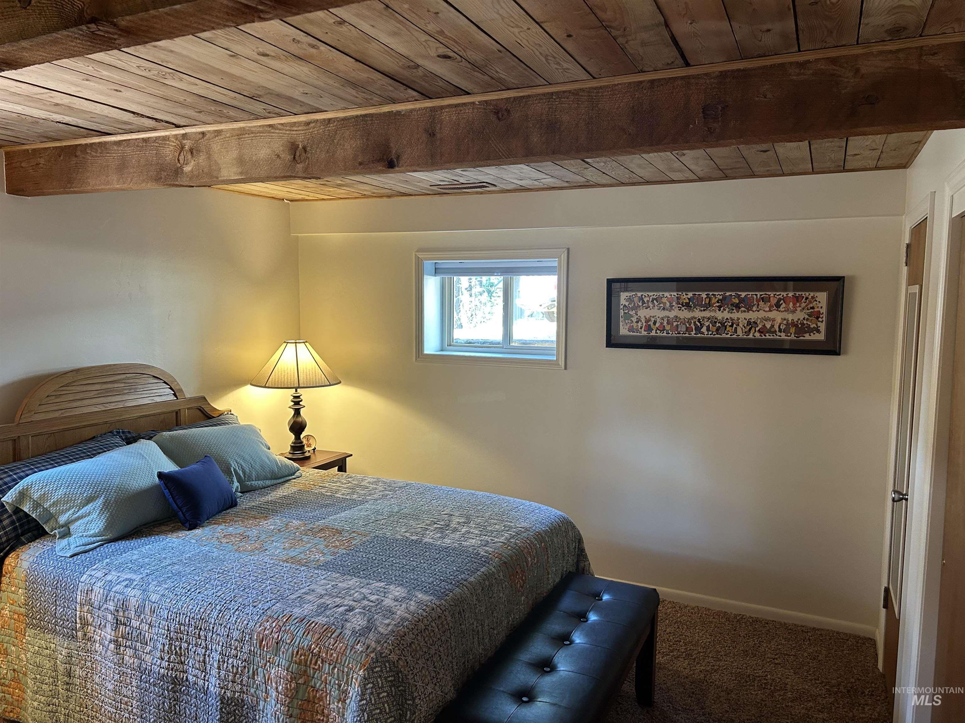 5 Moonglow Circle, Garden Valley, Idaho 83622, 3 Bedrooms, 2 Bathrooms, Residential For Sale, Price $525,000,MLS 98995267
