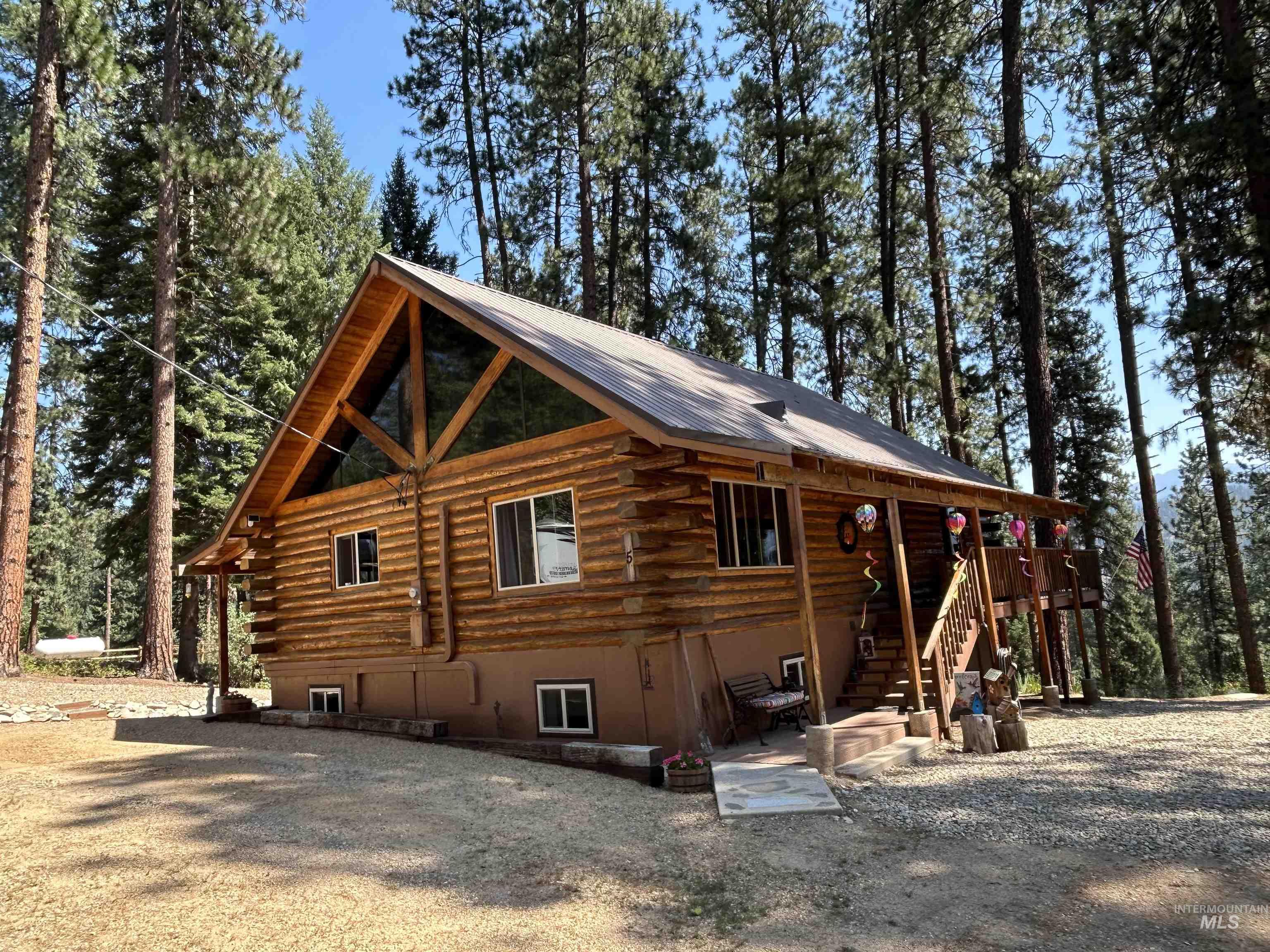 5 Moonglow Circle, Garden Valley, Idaho 83622, 3 Bedrooms, 2 Bathrooms, Residential For Sale, Price $525,000, 98995267