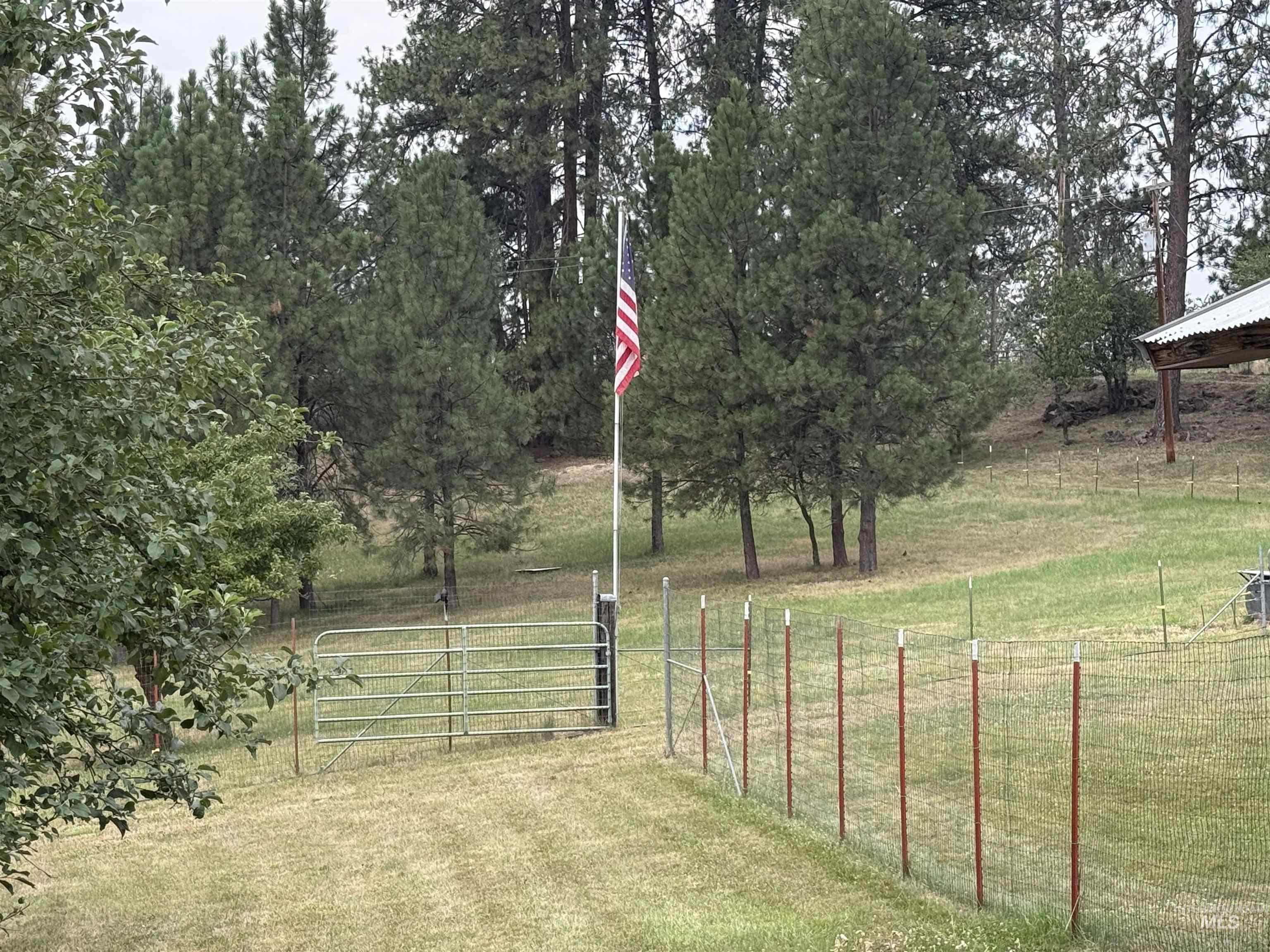 733 Pleasant Valley Road, Stites, Idaho 83552, 2 Bedrooms, 1.5 Bathrooms, Residential For Sale, Price $325,000, 98995268