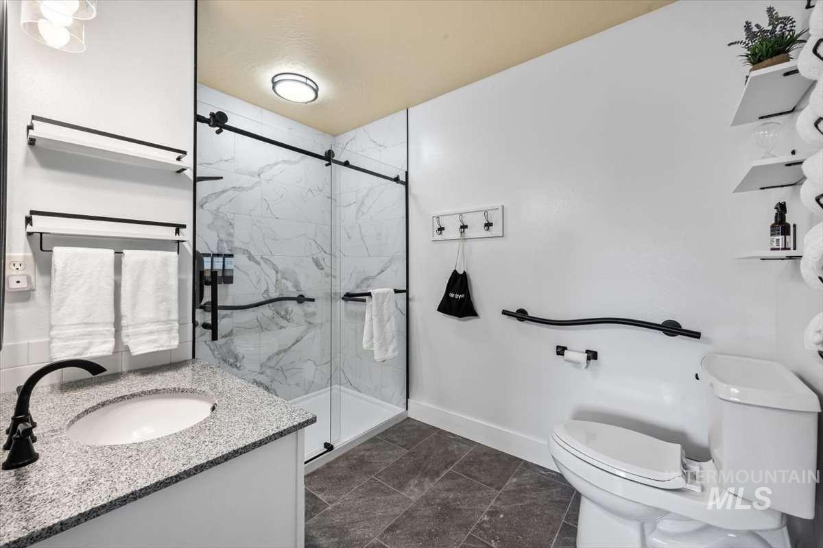 3308 Airport Ave, Caldwell, Idaho 83605, 3 Bedrooms, 2 Bathrooms, Residential For Sale, Price $335,000, 98995273