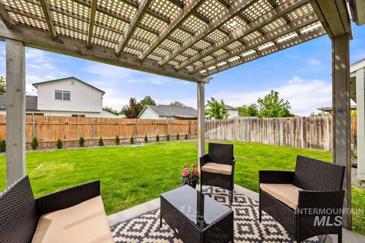 3308 Airport Ave, Caldwell, Idaho 83605, 3 Bedrooms, 2 Bathrooms, Residential For Sale, Price $335,000, 98995273