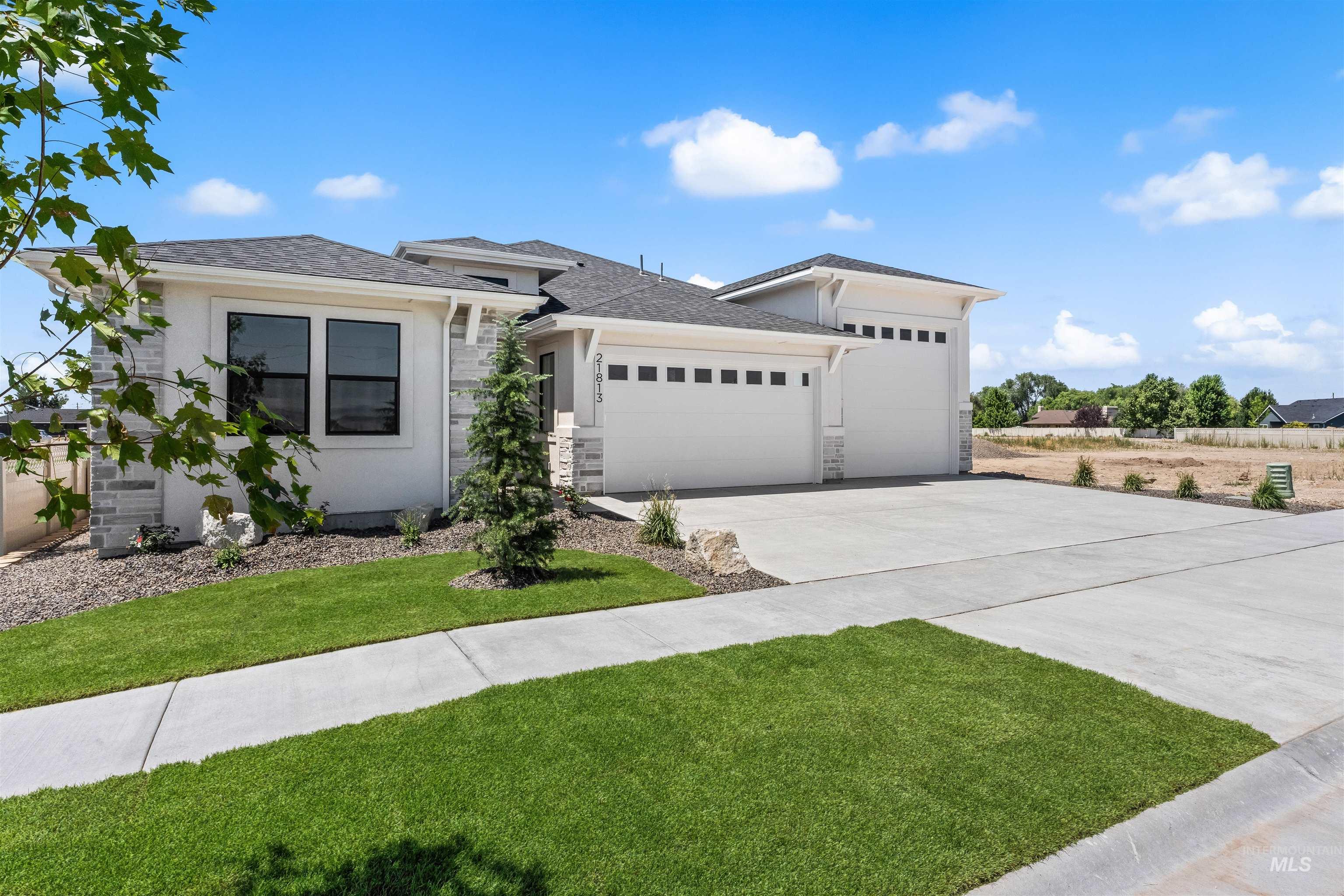 360 N Hunter Creek Ave, Eagle, Idaho 83616, 4 Bedrooms, 3.5 Bathrooms, Residential For Sale, Price $1,149,000,MLS 98995276
