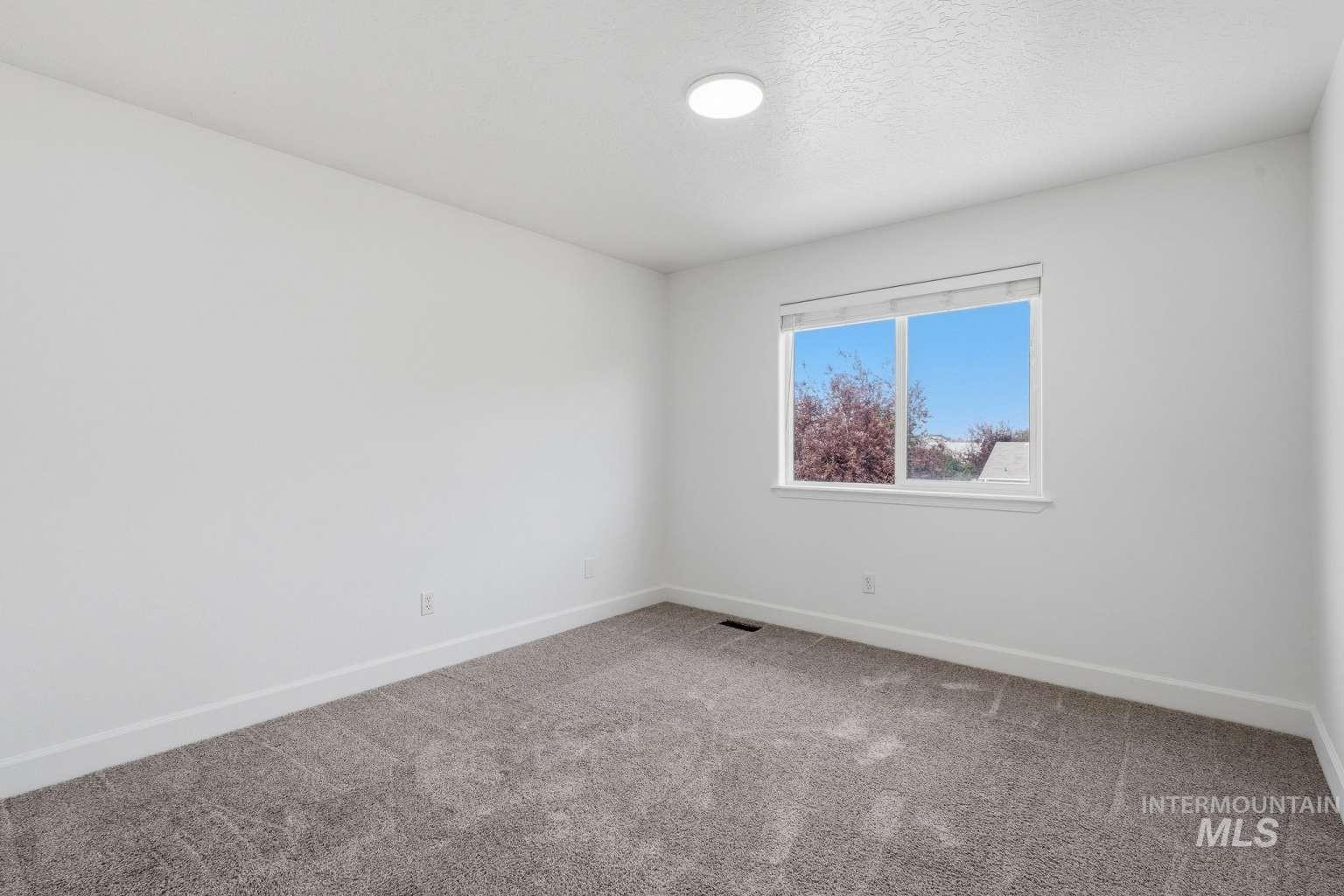 16789 N Wentworth Ln, Nampa, Idaho 83687, 3 Bedrooms, 3 Bathrooms, Residential For Sale, Price $410,000, 98995277