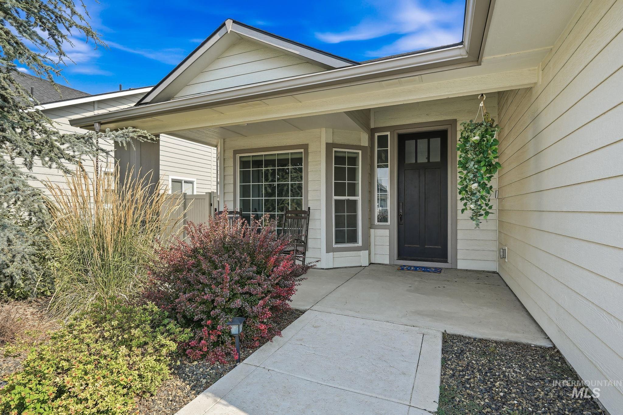 8324 E. Stone Valley, Nampa, Idaho 83687, 3 Bedrooms, 2.5 Bathrooms, Residential For Sale, Price $434,000, 98995282