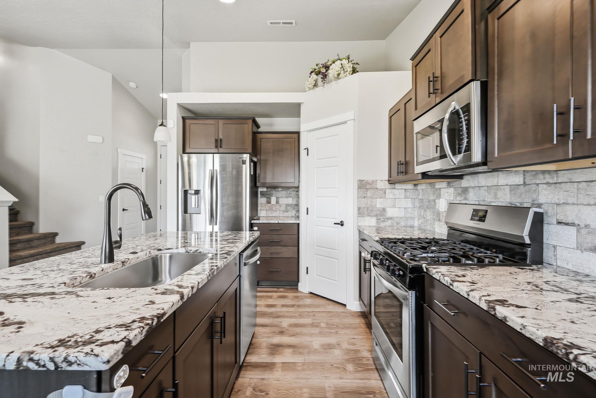 8324 E. Stone Valley, Nampa, Idaho 83687, 3 Bedrooms, 2.5 Bathrooms, Residential For Sale, Price $434,000, 98995282